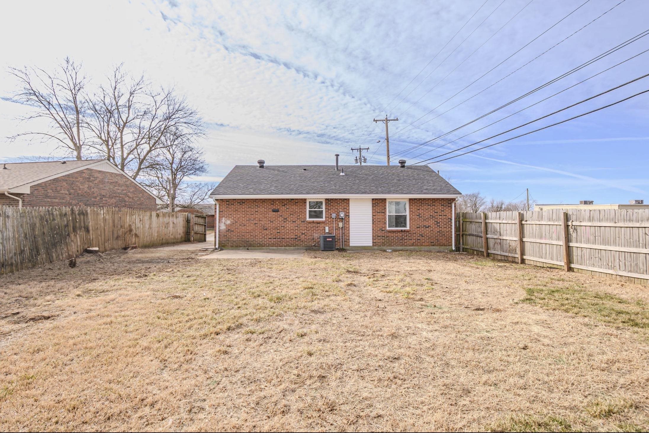 2517 Latrobe Ave, Owensboro, Kentucky 42301, 3 Bedrooms Bedrooms, ,1 BathroomBathrooms,Single Family Residence,For Sale,Latrobe Ave,94005