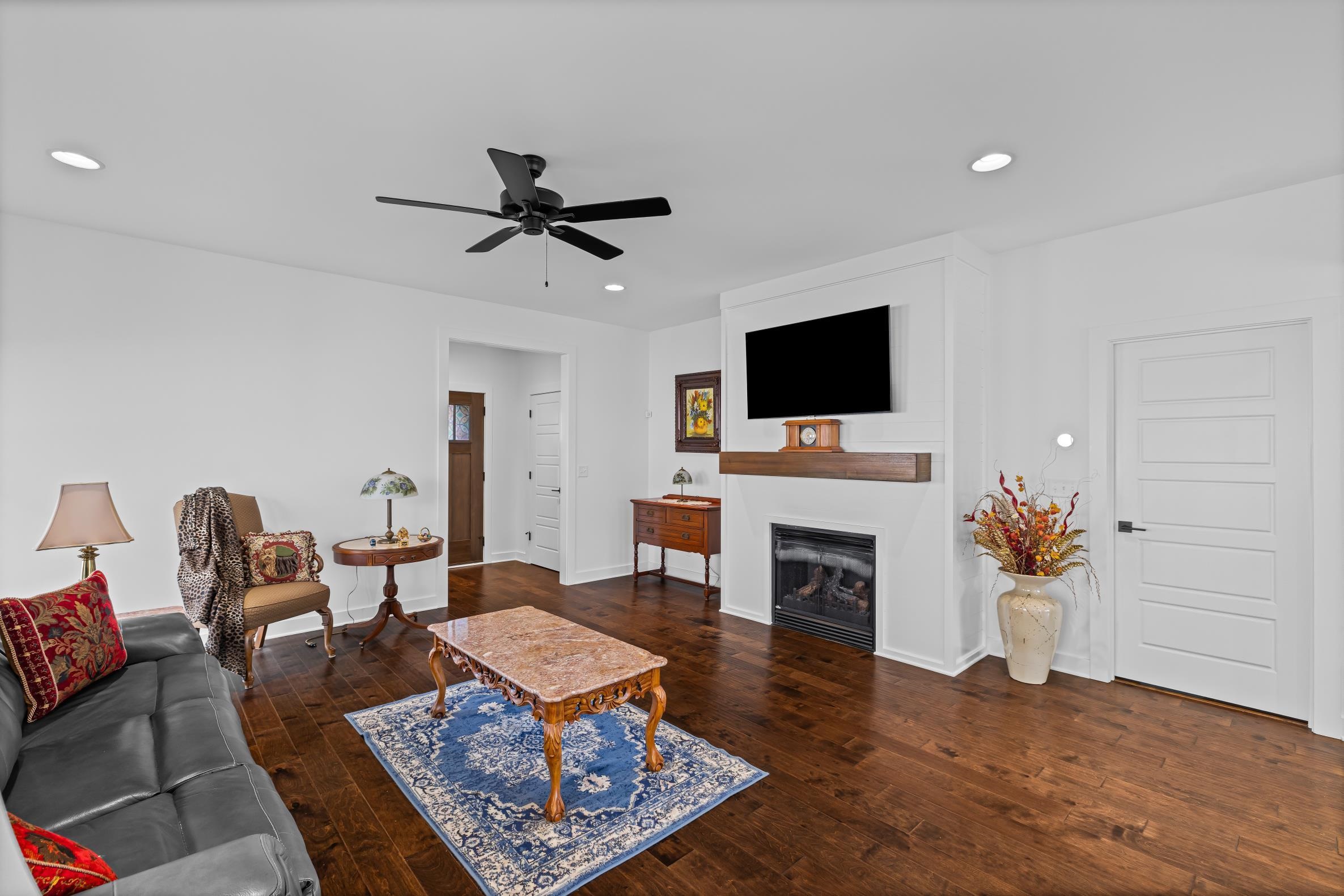 2250 Deer valley Blvd, Utica, Kentucky 42376, 4 Bedrooms Bedrooms, ,2 BathroomsBathrooms,Single Family Residence,For Sale,Deer valley Blvd,94008