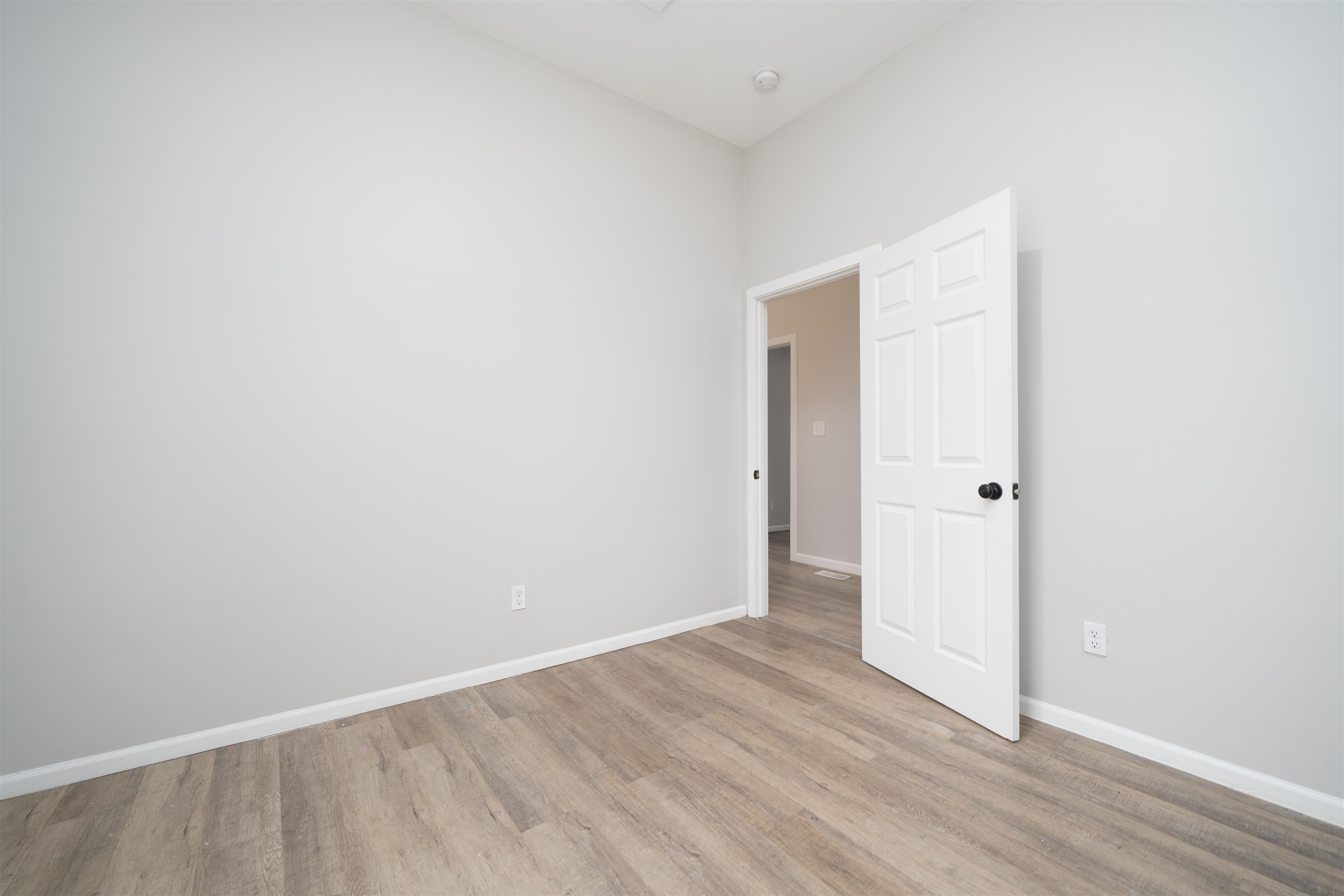 112 Sycamore Street, Owensboro, Kentucky 42301, 3 Bedrooms Bedrooms, ,2 BathroomsBathrooms,Single Family Residence,For Sale,Sycamore Street,94013