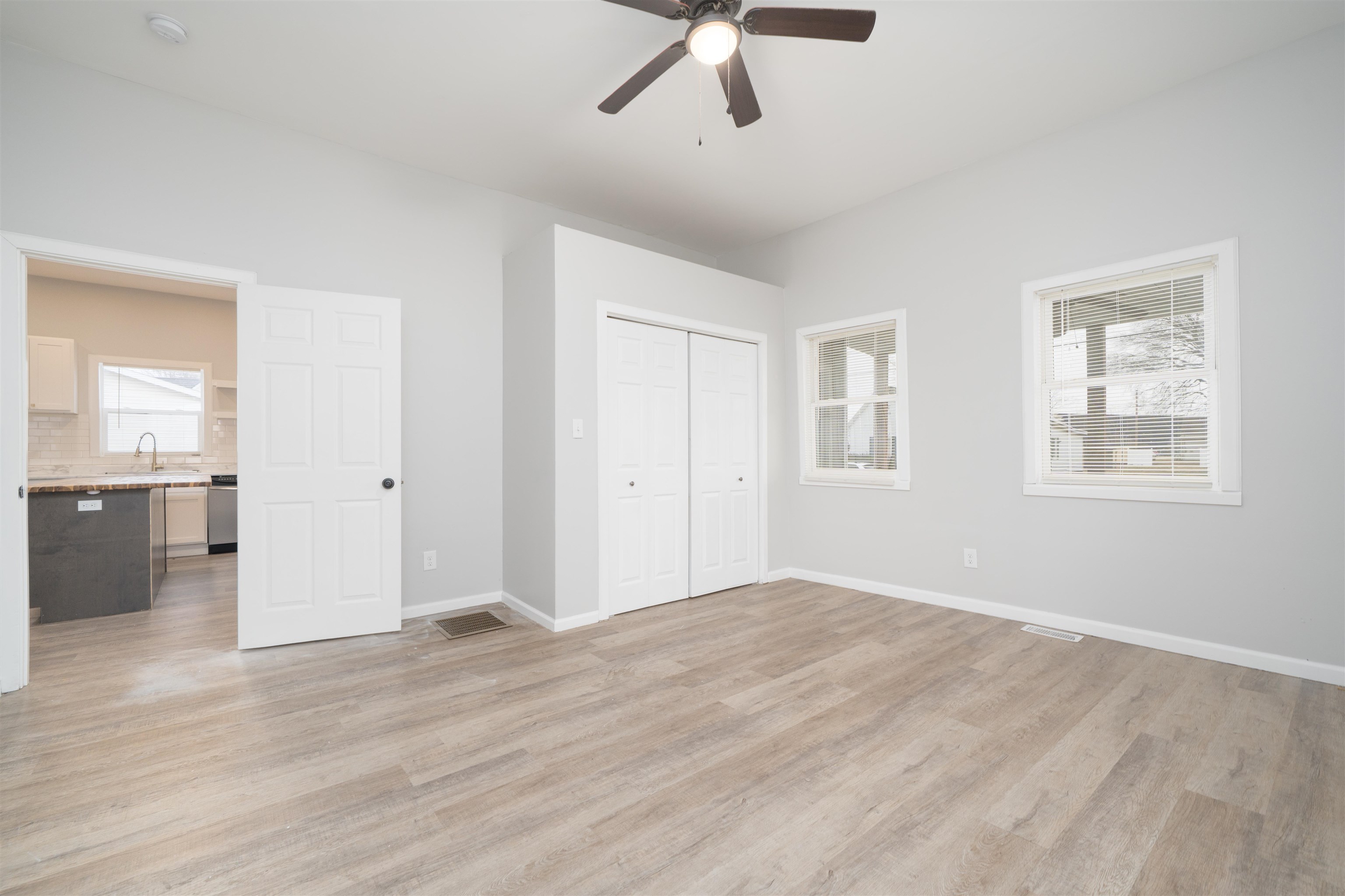 112 Sycamore Street, Owensboro, Kentucky 42301, 3 Bedrooms Bedrooms, ,2 BathroomsBathrooms,Single Family Residence,For Sale,Sycamore Street,94013