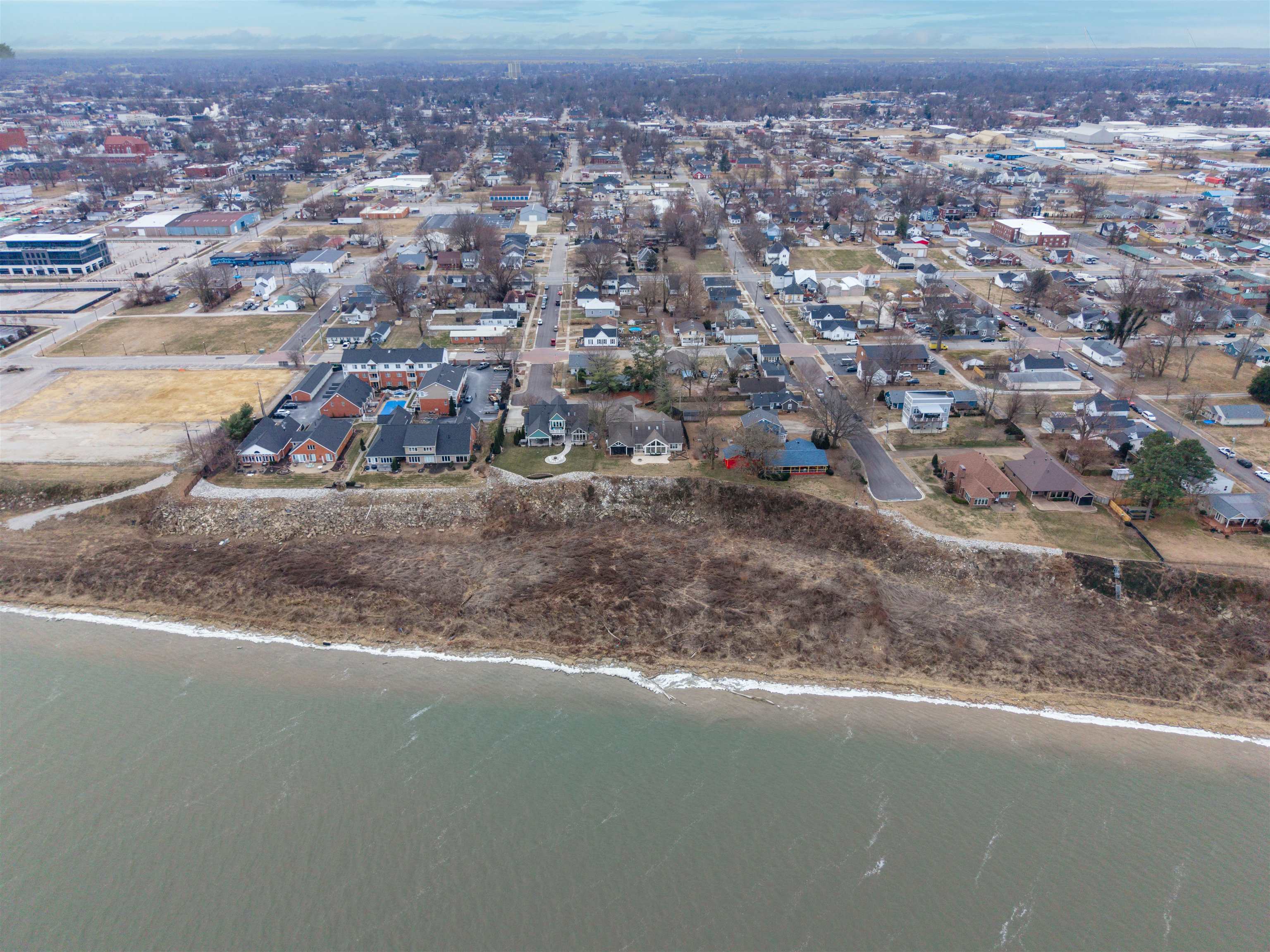 112 Sycamore Street, Owensboro, Kentucky 42301, 3 Bedrooms Bedrooms, ,2 BathroomsBathrooms,Single Family Residence,For Sale,Sycamore Street,94013