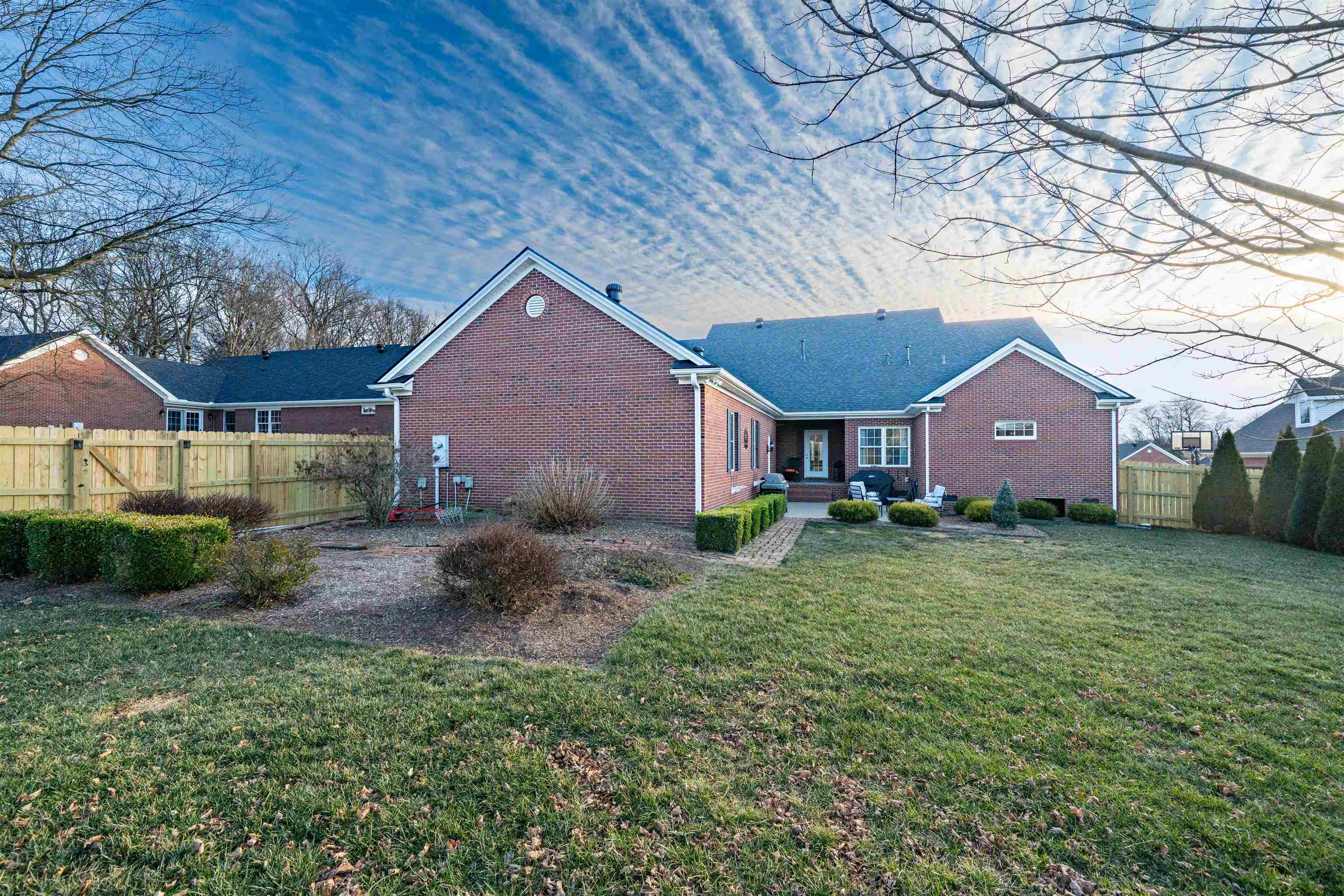 5457 Ridge Pointe ct, Owensboro, Kentucky 42301, 5 Bedrooms Bedrooms, ,3 BathroomsBathrooms,Single Family Residence,For Sale,Ridge Pointe ct,94014