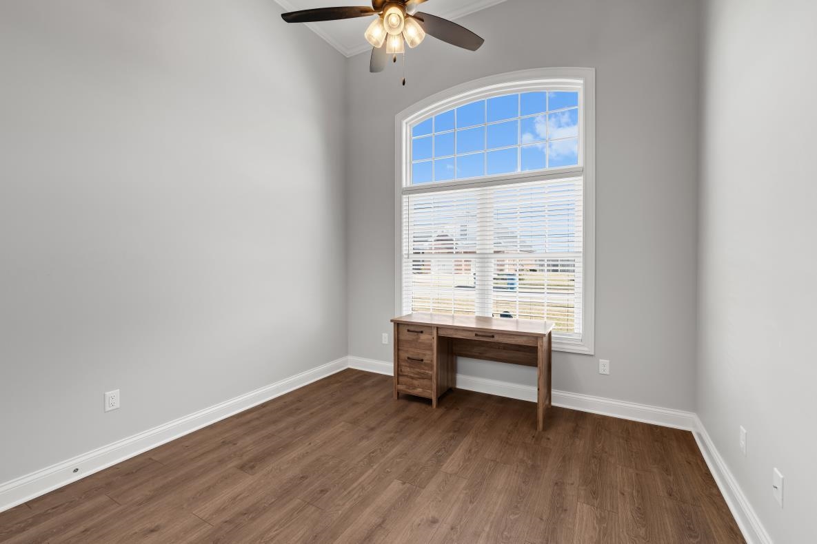 6314 Springwood Drive, Owensboro, Kentucky 42301, 4 Bedrooms Bedrooms, ,2 BathroomsBathrooms,Single Family Residence,For Sale,Springwood Drive,94015