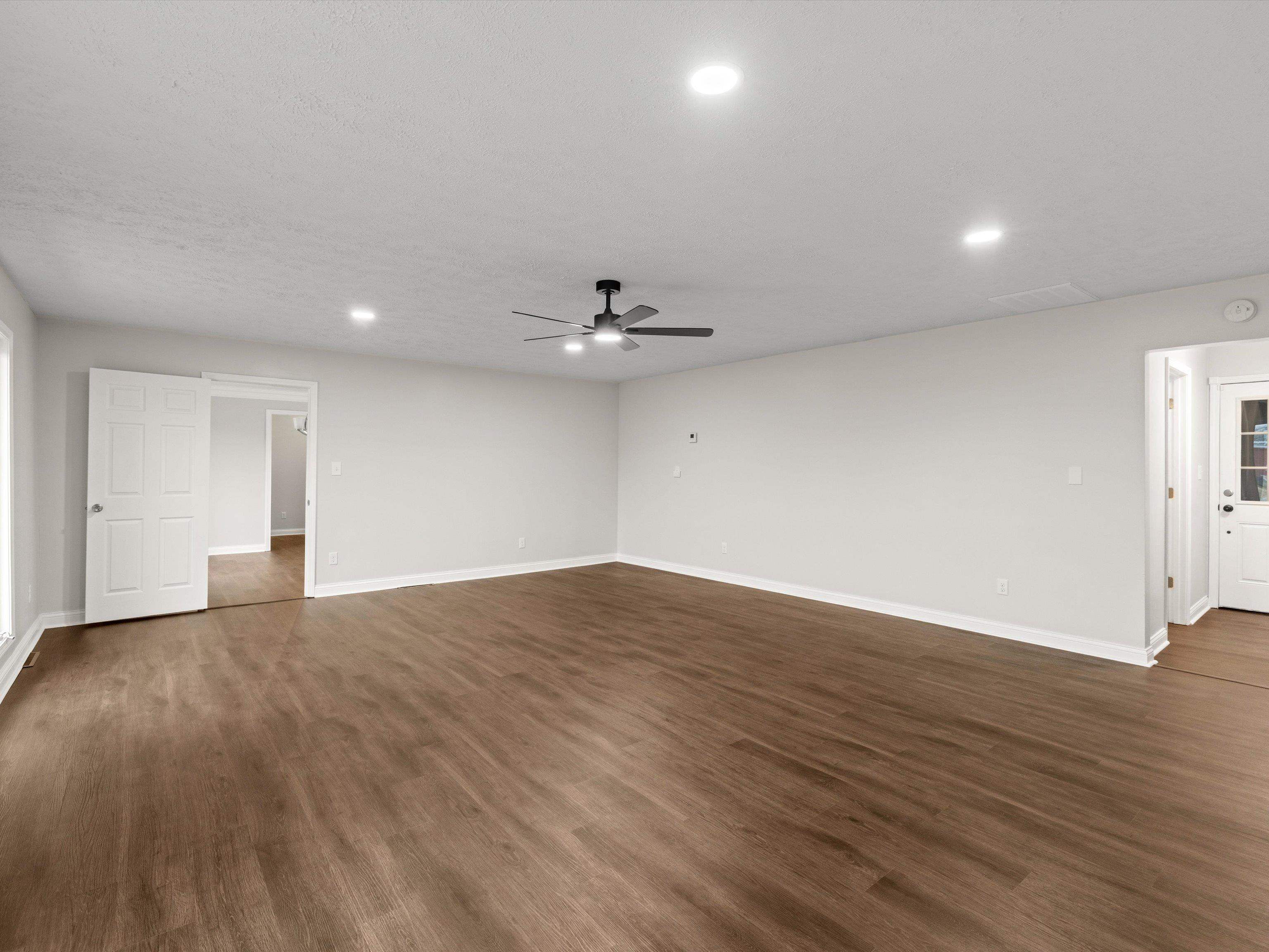 1487 State Route 81 N, Calhoun, Kentucky 42327, 4 Bedrooms Bedrooms, ,3 BathroomsBathrooms,Single Family Residence,For Sale,State Route 81 N,94016