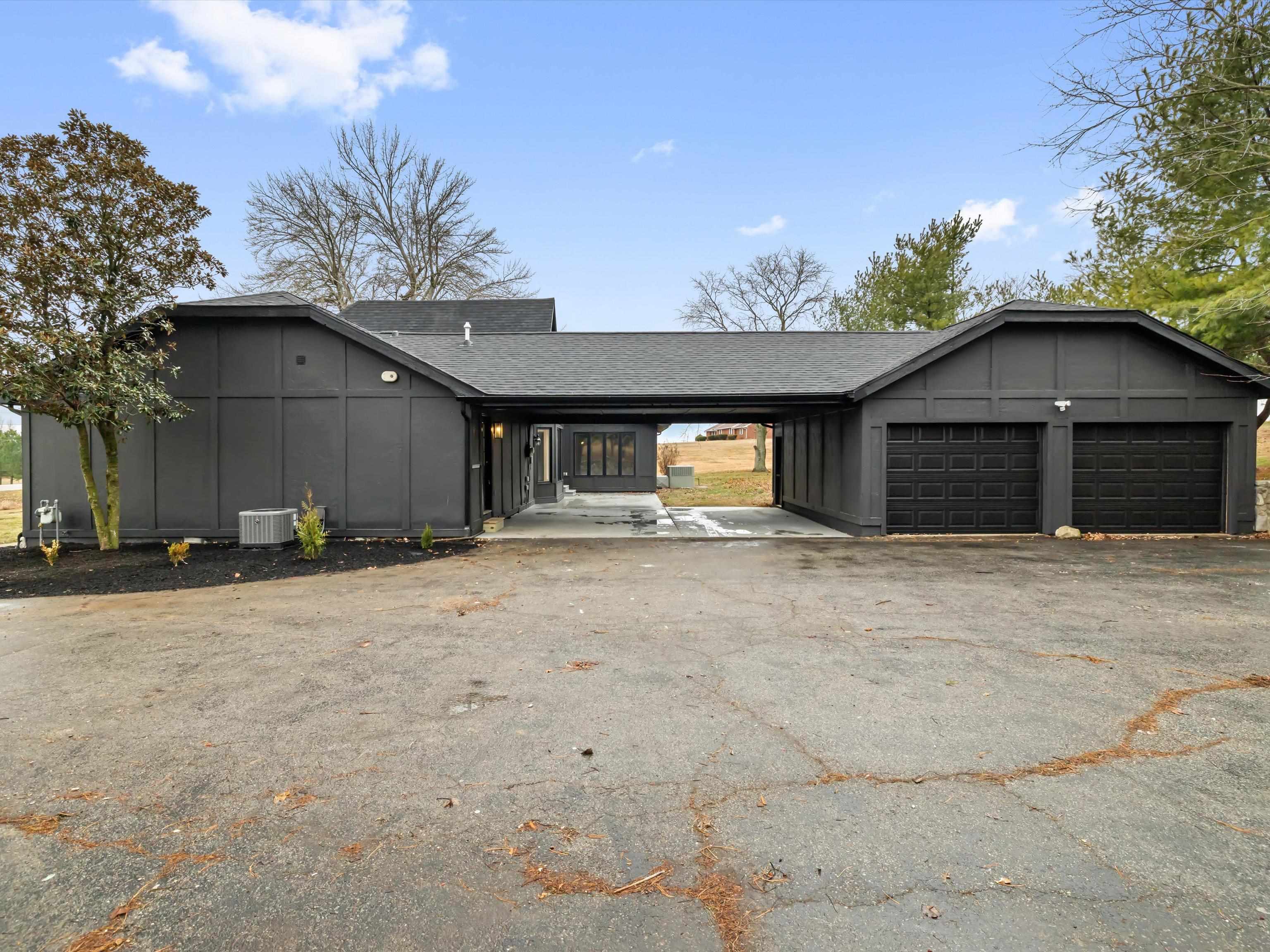 1487 State Route 81 N, Calhoun, Kentucky 42327, 4 Bedrooms Bedrooms, ,3 BathroomsBathrooms,Single Family Residence,For Sale,State Route 81 N,94016