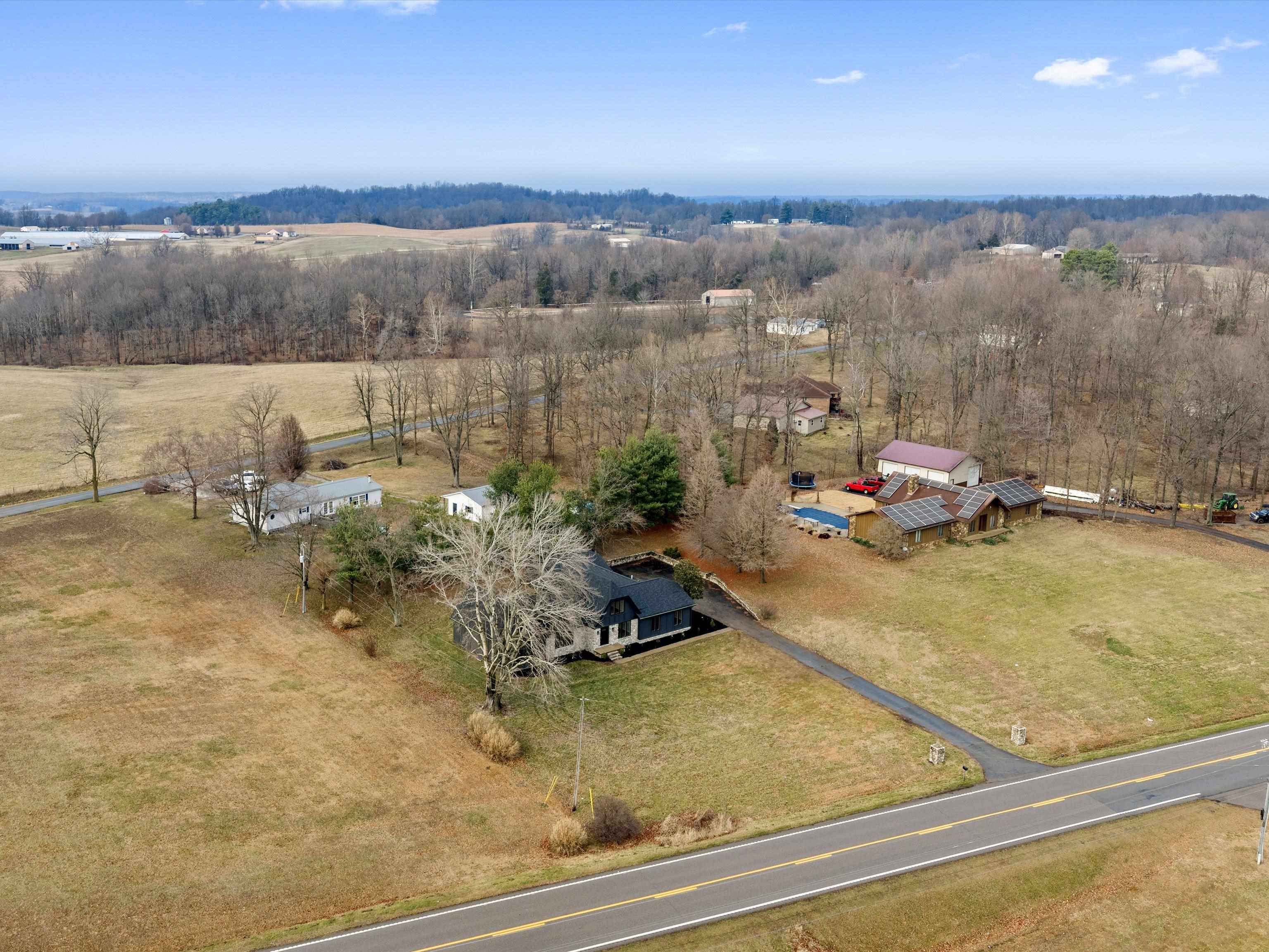 1487 State Route 81 N, Calhoun, Kentucky 42327, 4 Bedrooms Bedrooms, ,3 BathroomsBathrooms,Single Family Residence,For Sale,State Route 81 N,94016