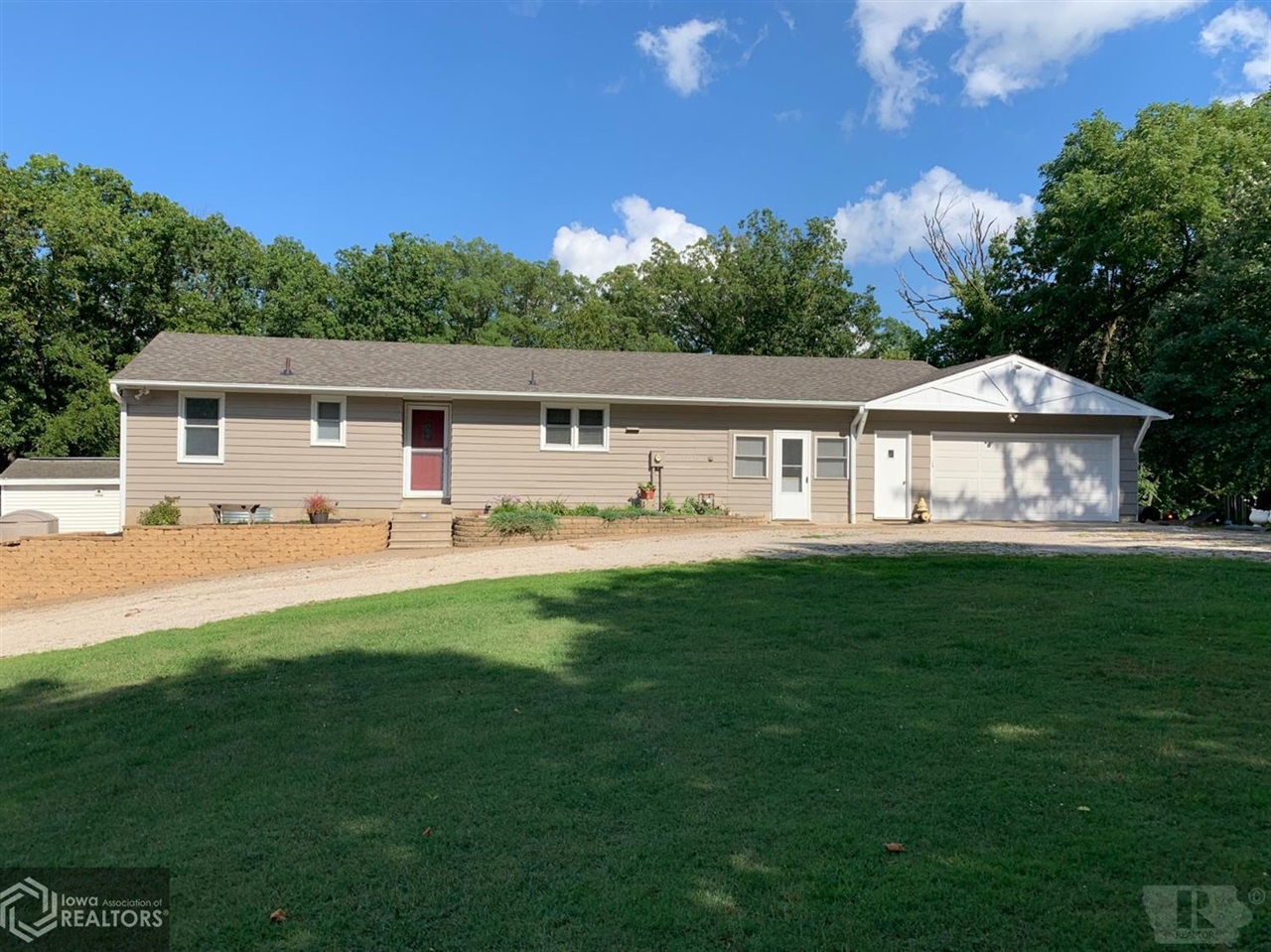 11512 Woody Lane, West Burlington, IA Ruhl&Ruhl