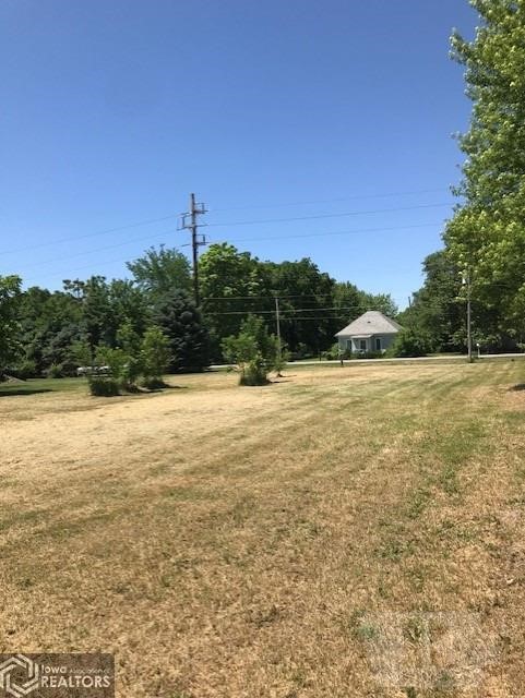 N 8th Street, Fairfield, Iowa image 1