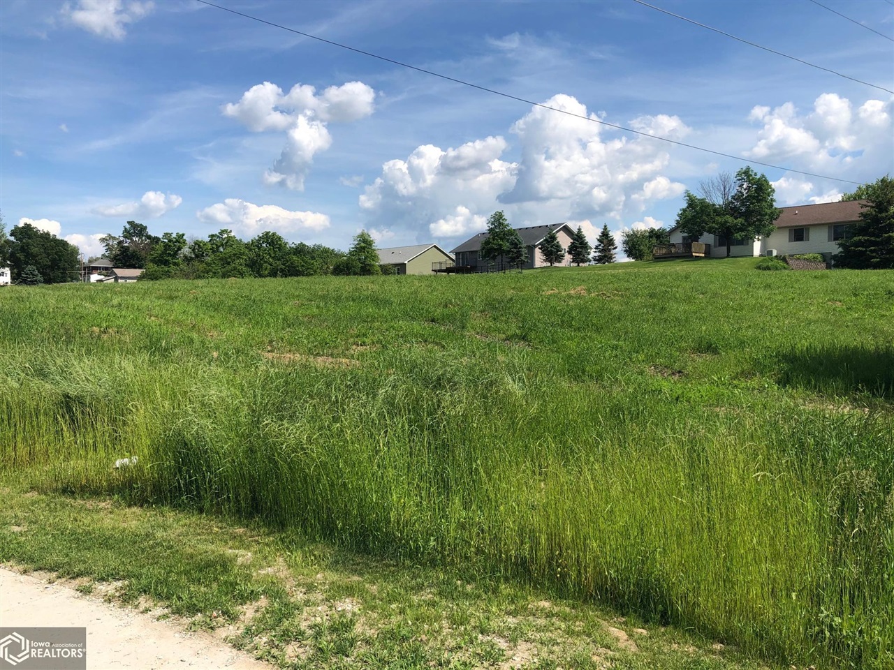X Ilion, Chariton, Iowa image 3