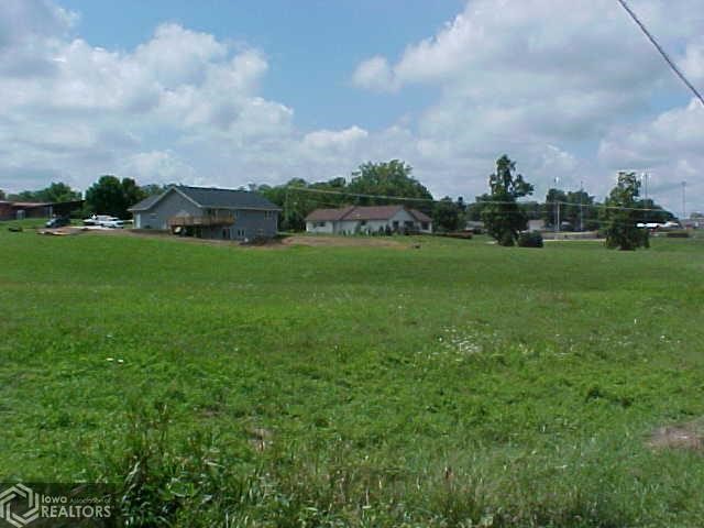 X Ilion, Chariton, Iowa image 4