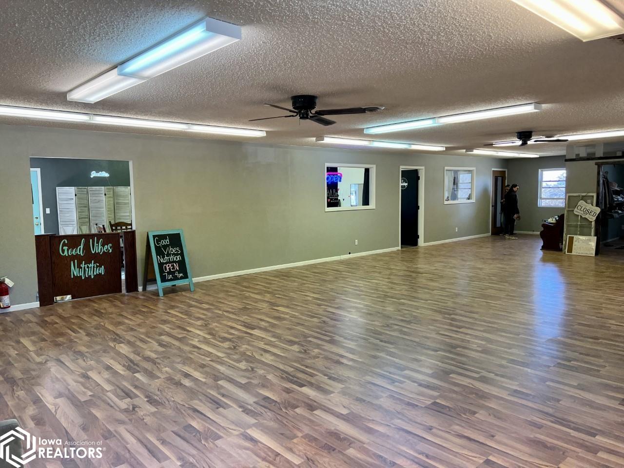 1201 South, Mount Ayr, Iowa 50854-5702, ,Commercial (5+ Units),For Sale,South,6137080