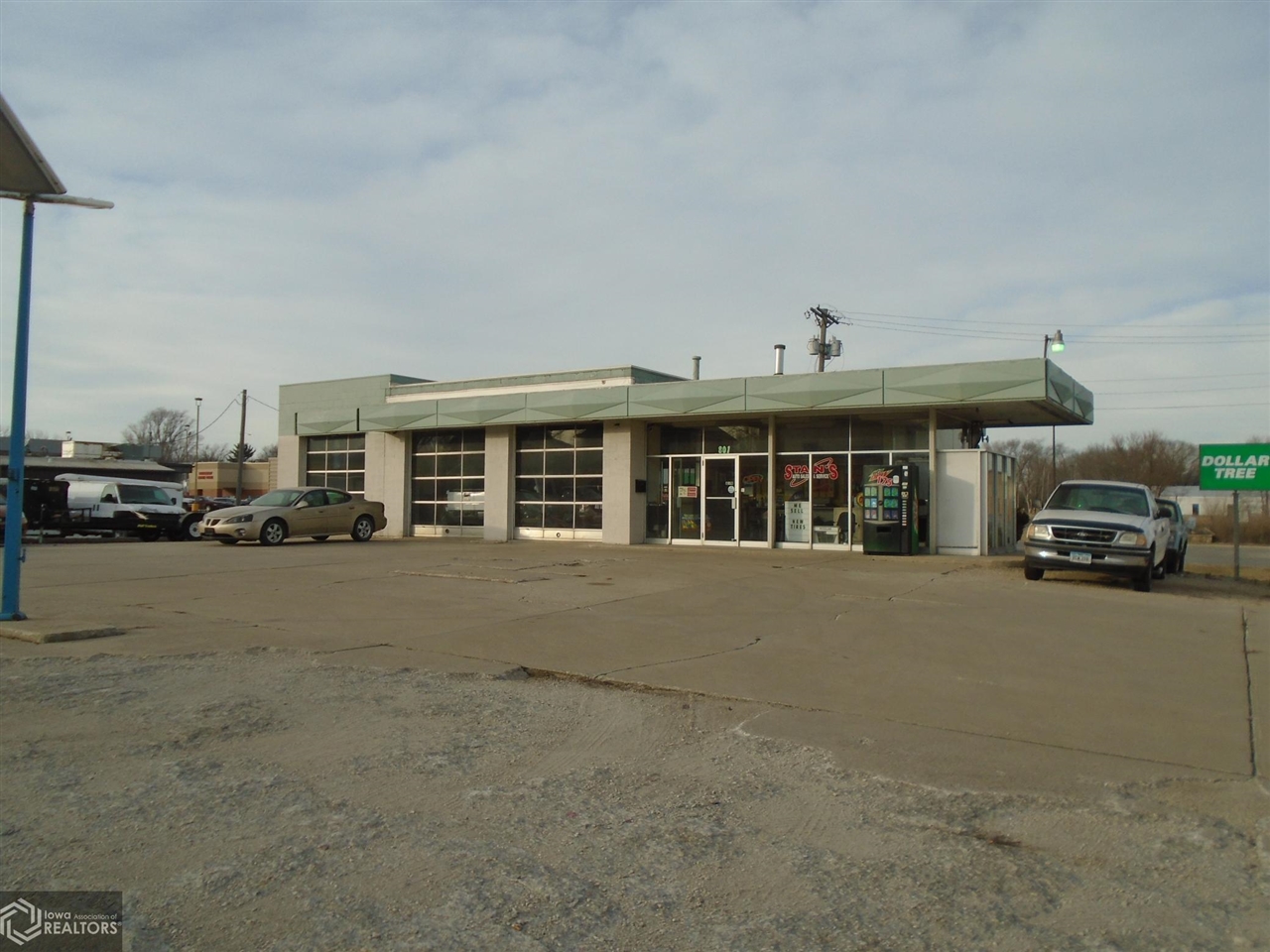 801 2nd, Webster City, Iowa 50595-3058, ,Commercial (5+ Units),For Sale,2nd,6155143