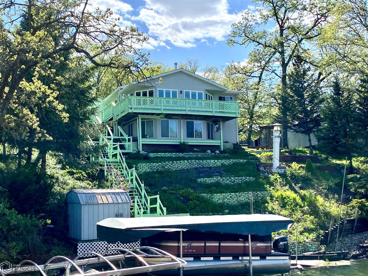 3036 E Lakeshore Drive, Brooklyn, Iowa image 1