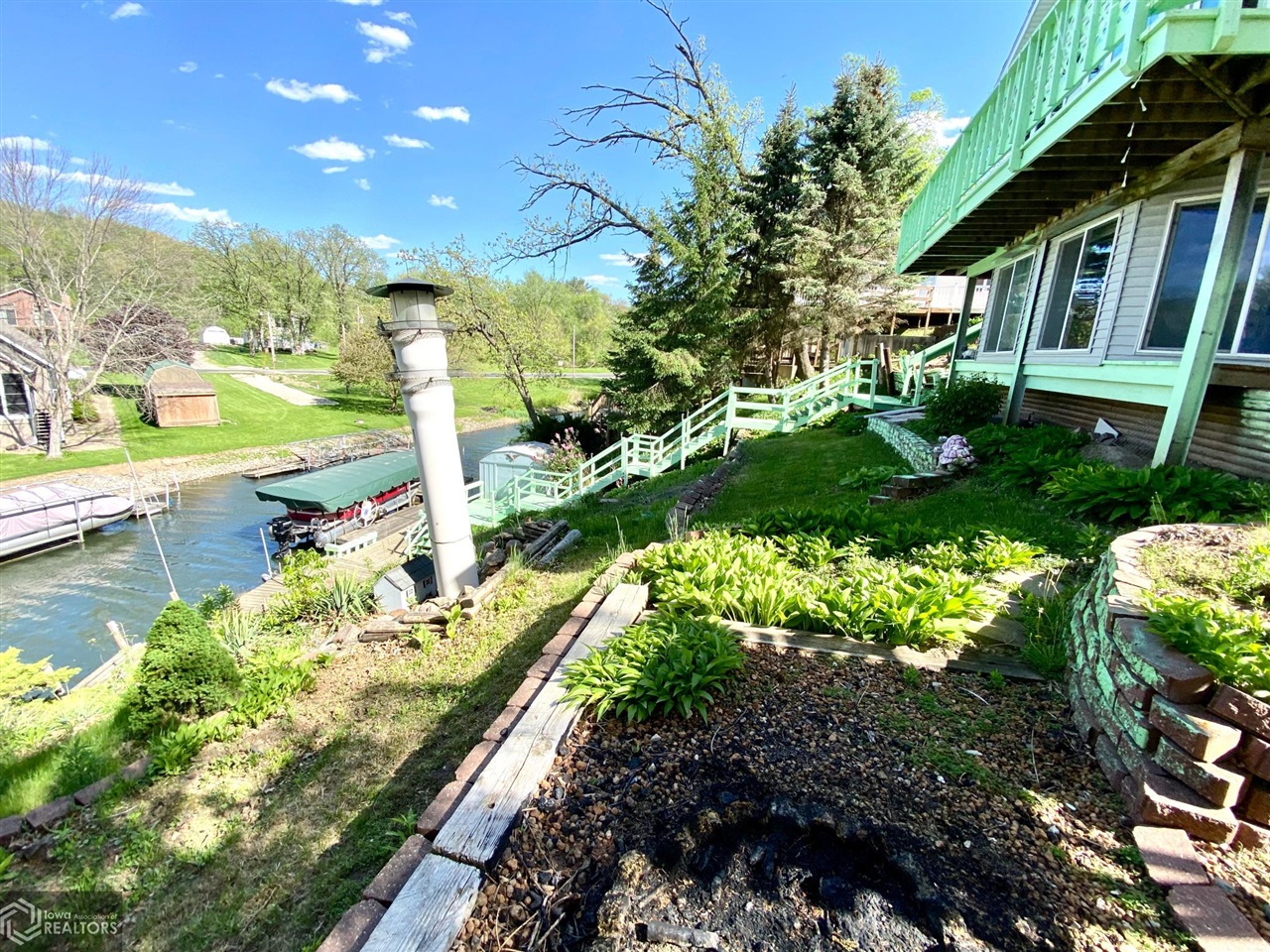 3036 E Lakeshore Drive, Brooklyn, Iowa image 28