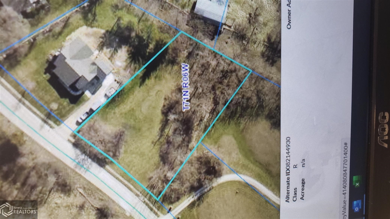 0 Clay, Mount Pleasant, Iowa 52641, ,Lots & Land,For Sale,Clay,6205352