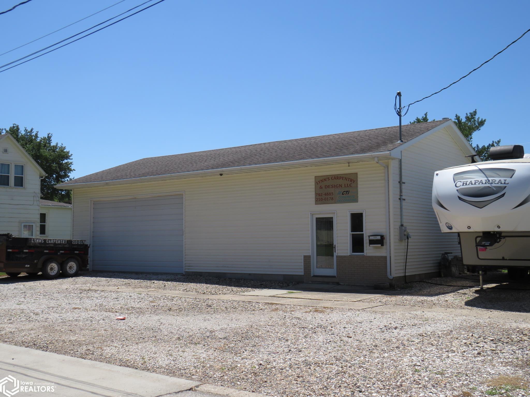 727 Crawford, Carroll, Iowa 51401, ,Commercial (5+ Units),For Sale,Crawford,6300835