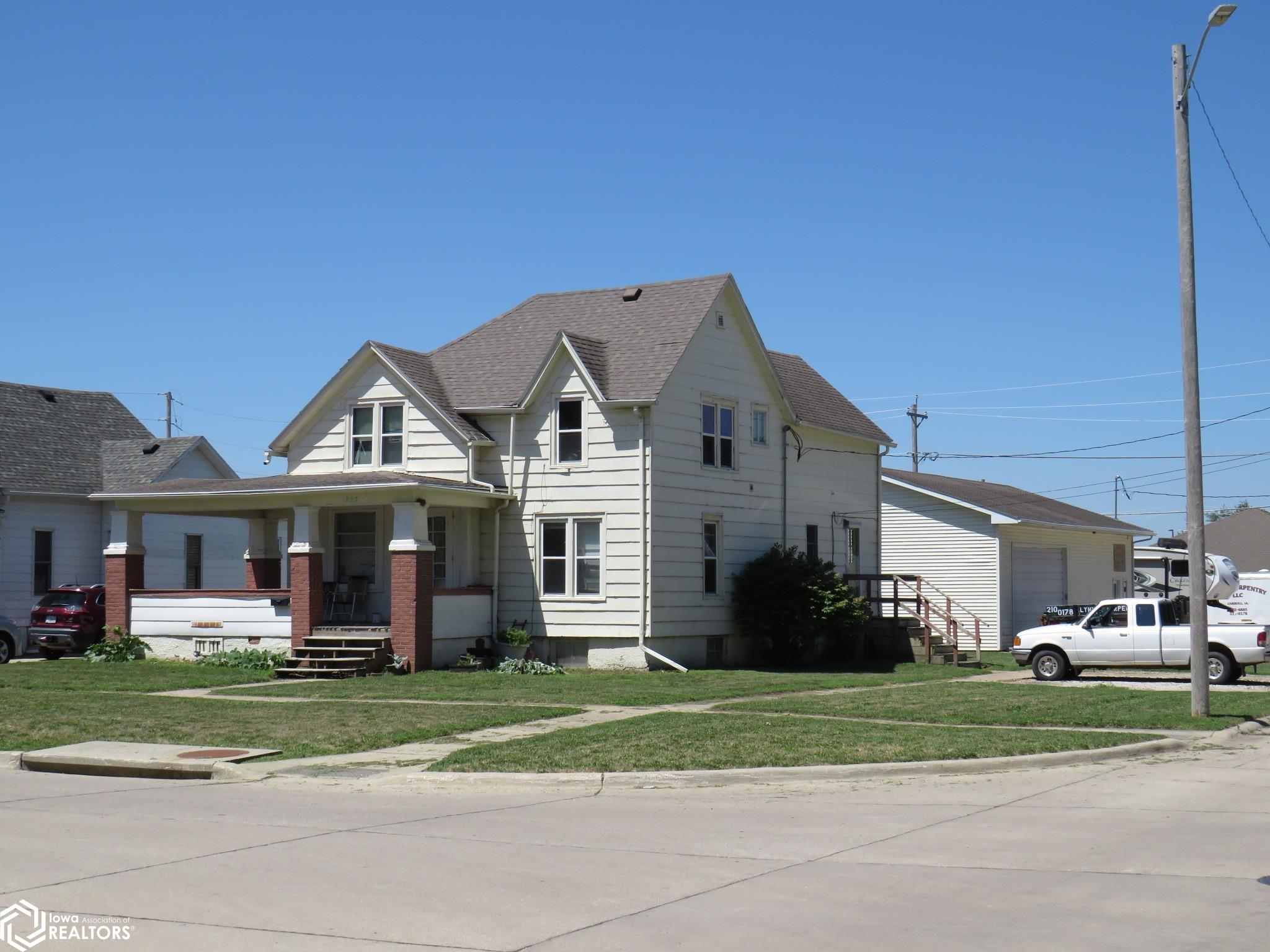 727 Crawford, Carroll, Iowa 51401, ,Commercial (5+ Units),For Sale,Crawford,6300835