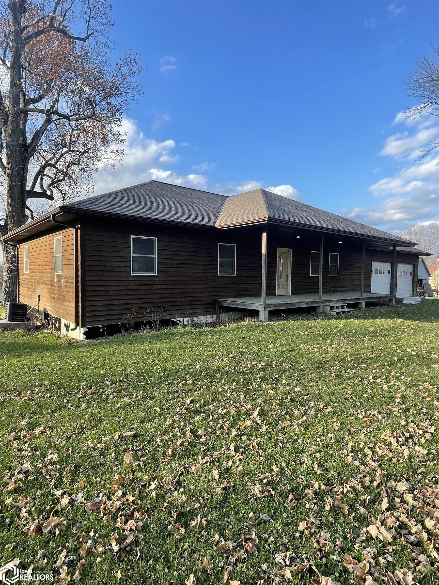 545 7th, Warsaw, Illinois 62379, 3 Bedrooms Bedrooms, ,1 BathroomBathrooms,Single Family,For Sale,7th,6304263