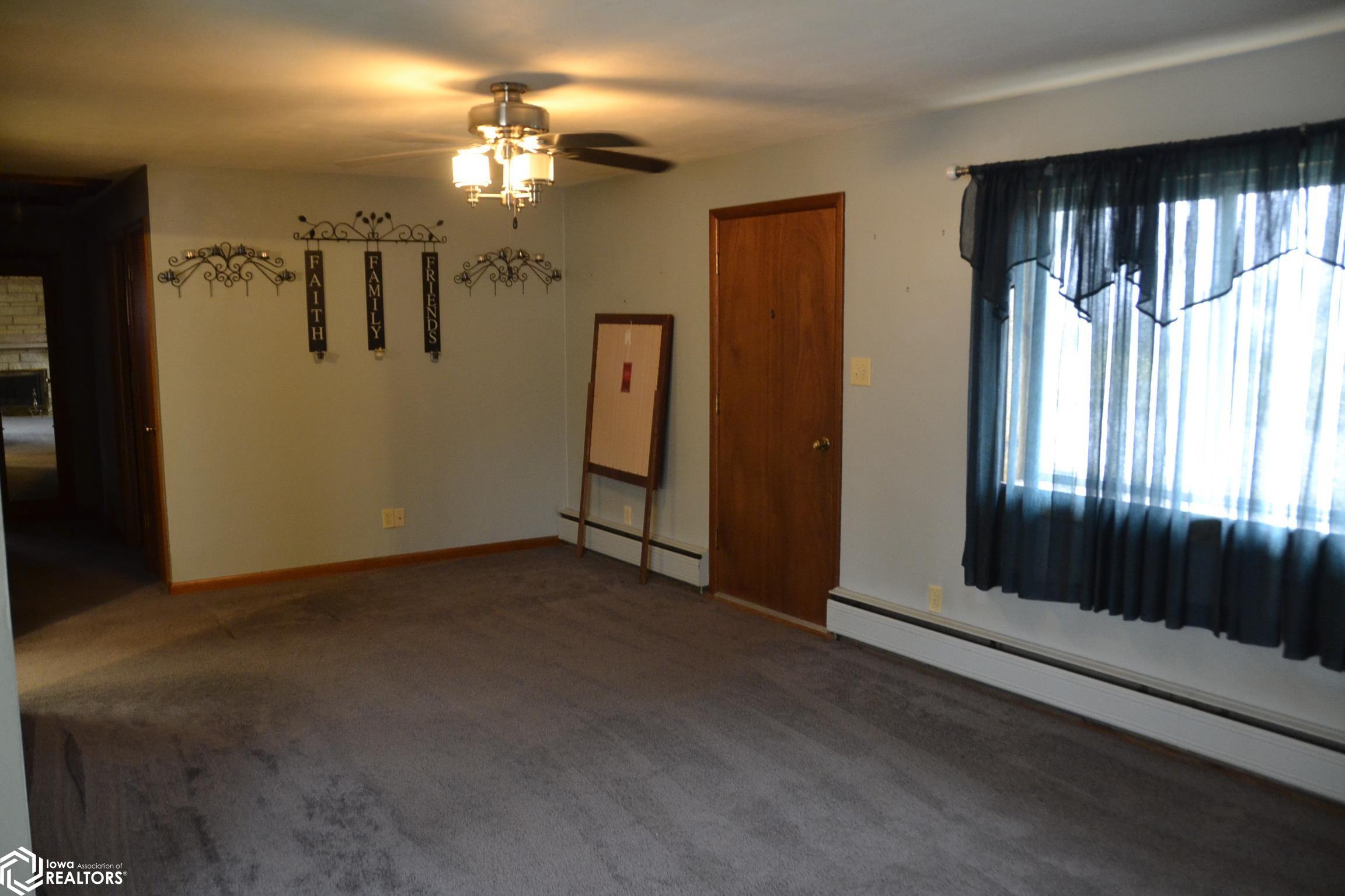 1410 Harding, Tama, Iowa 52339, 2 Bedrooms Bedrooms, ,1 BathroomBathrooms,Single Family,For Sale,Harding,6304656