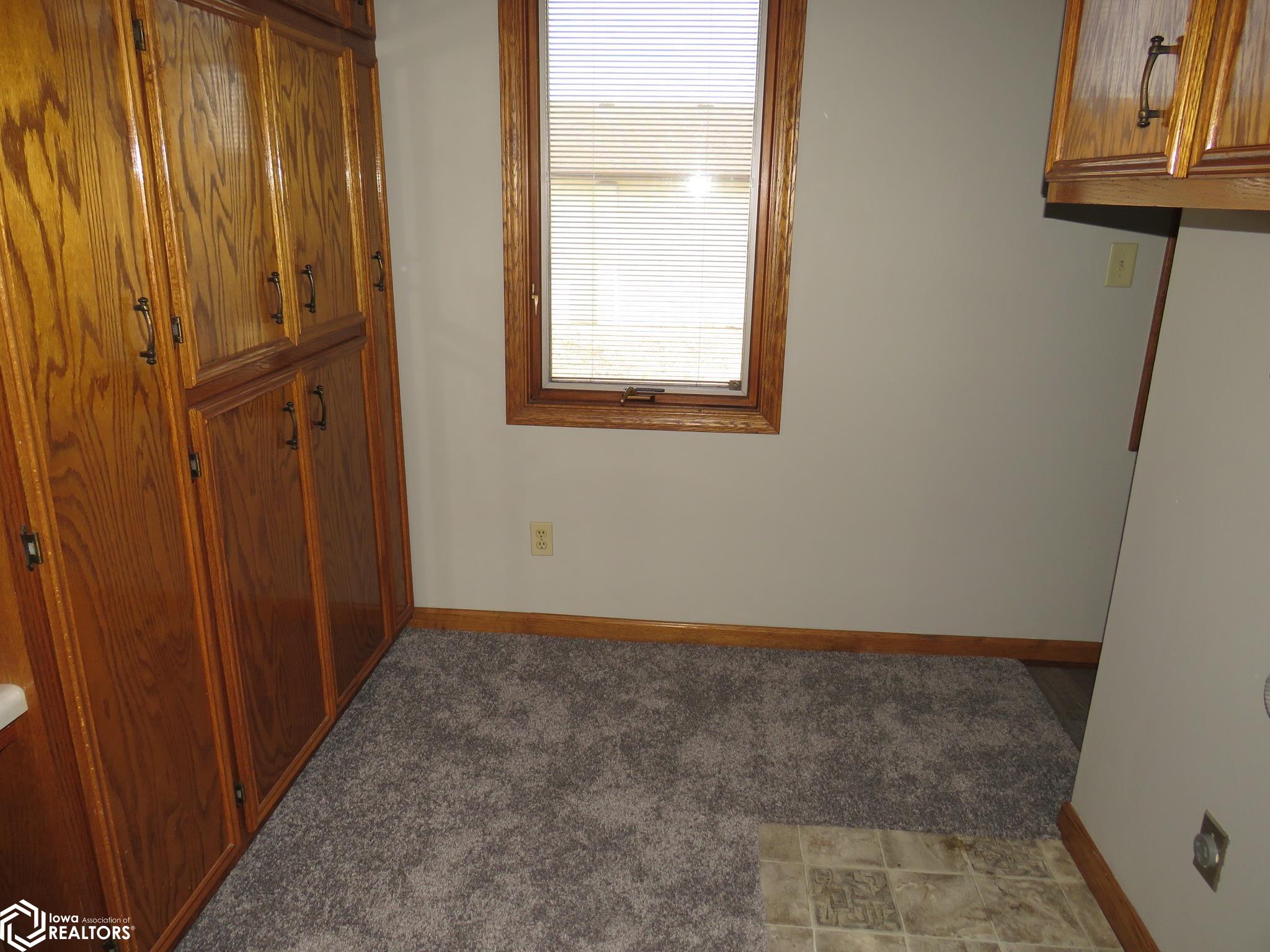 307 5Th, Carroll, Iowa 51401, 2 Bedrooms Bedrooms, ,Single Family,For Sale,5Th,6306495