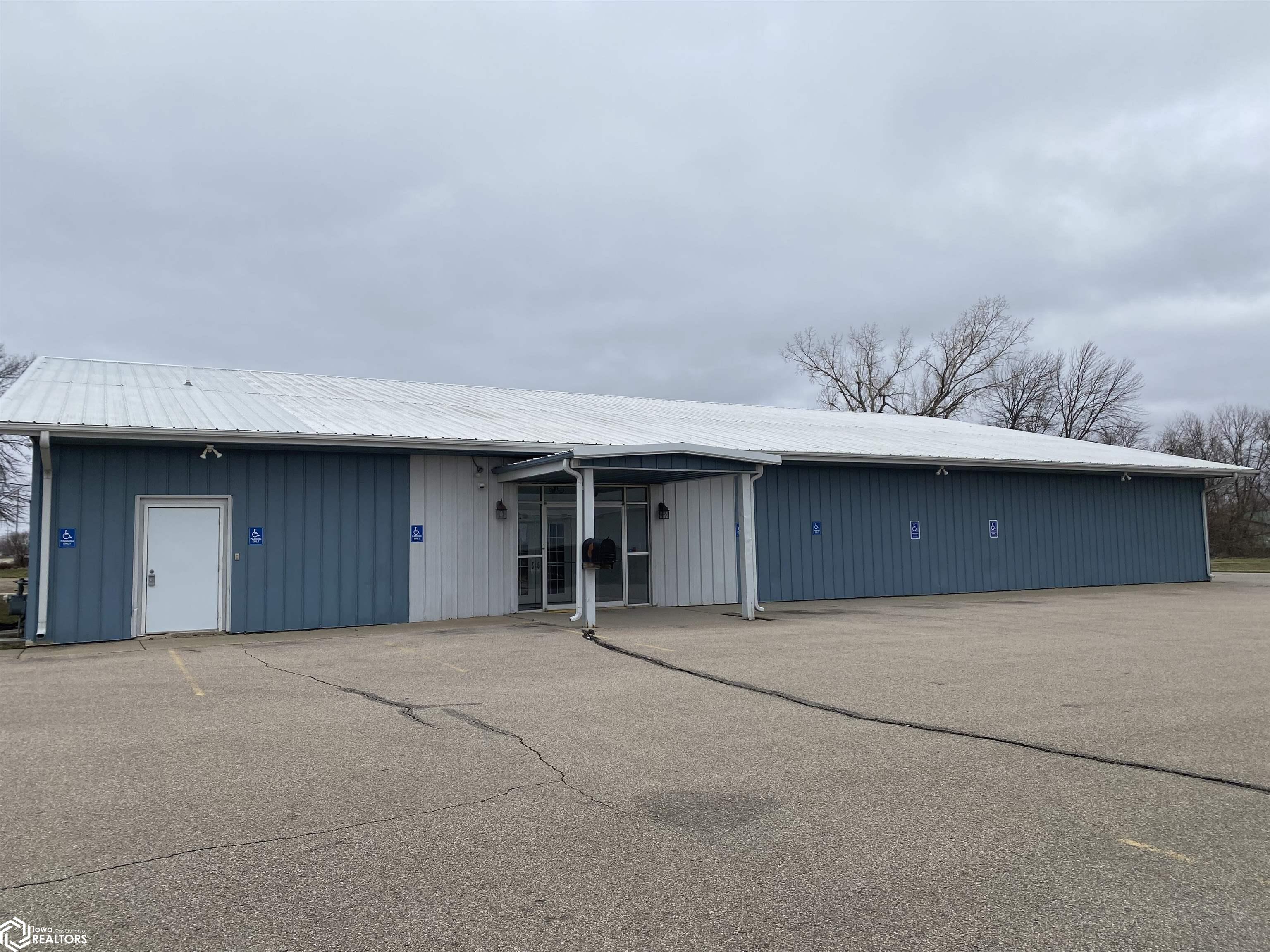 1516 Olive, Marshalltown, Iowa 50158, ,Commercial (5+ Units),For Sale Or Lease,Olive,6306829