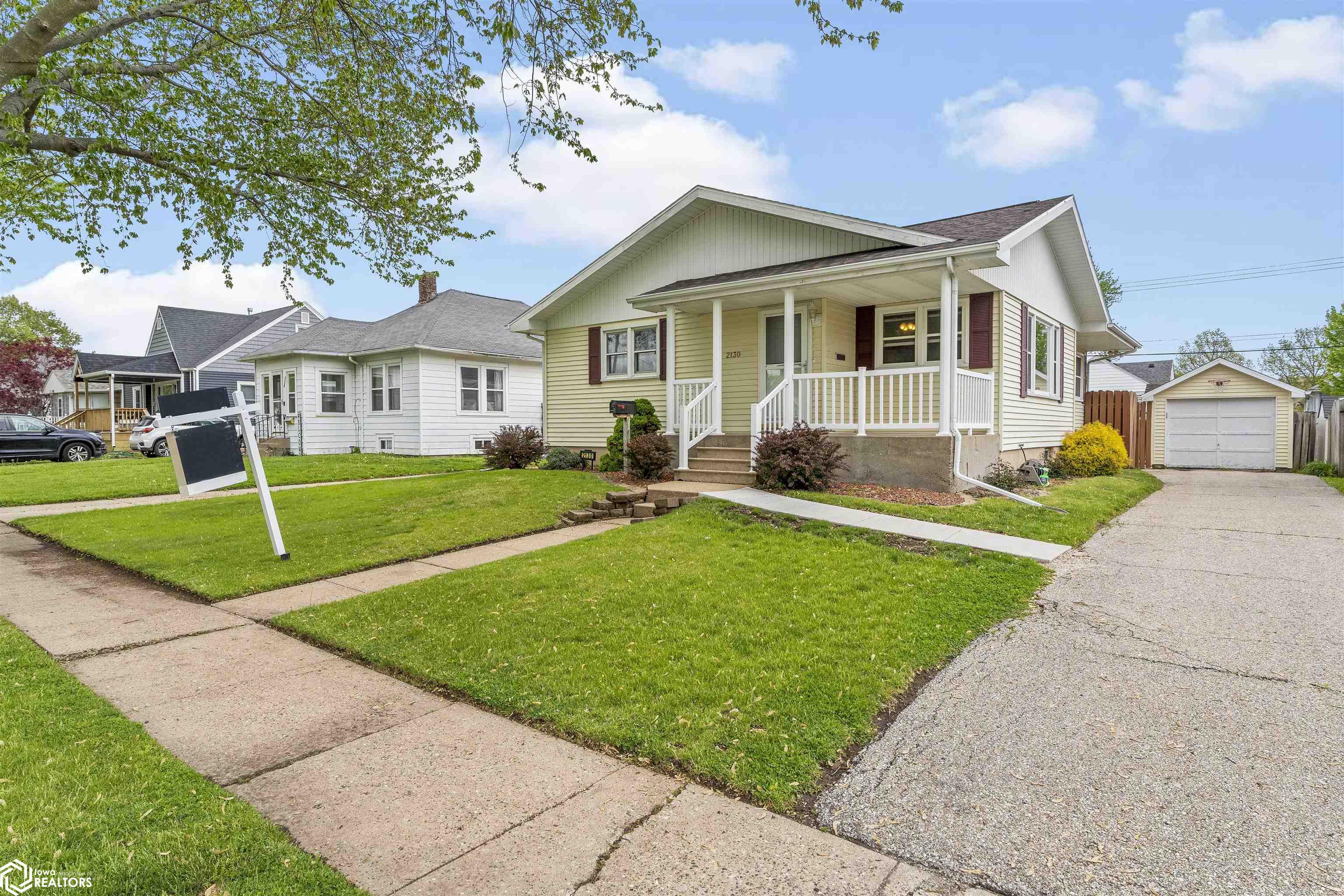 2130 S 10th Street, Burlington, IA Ruhl&Ruhl