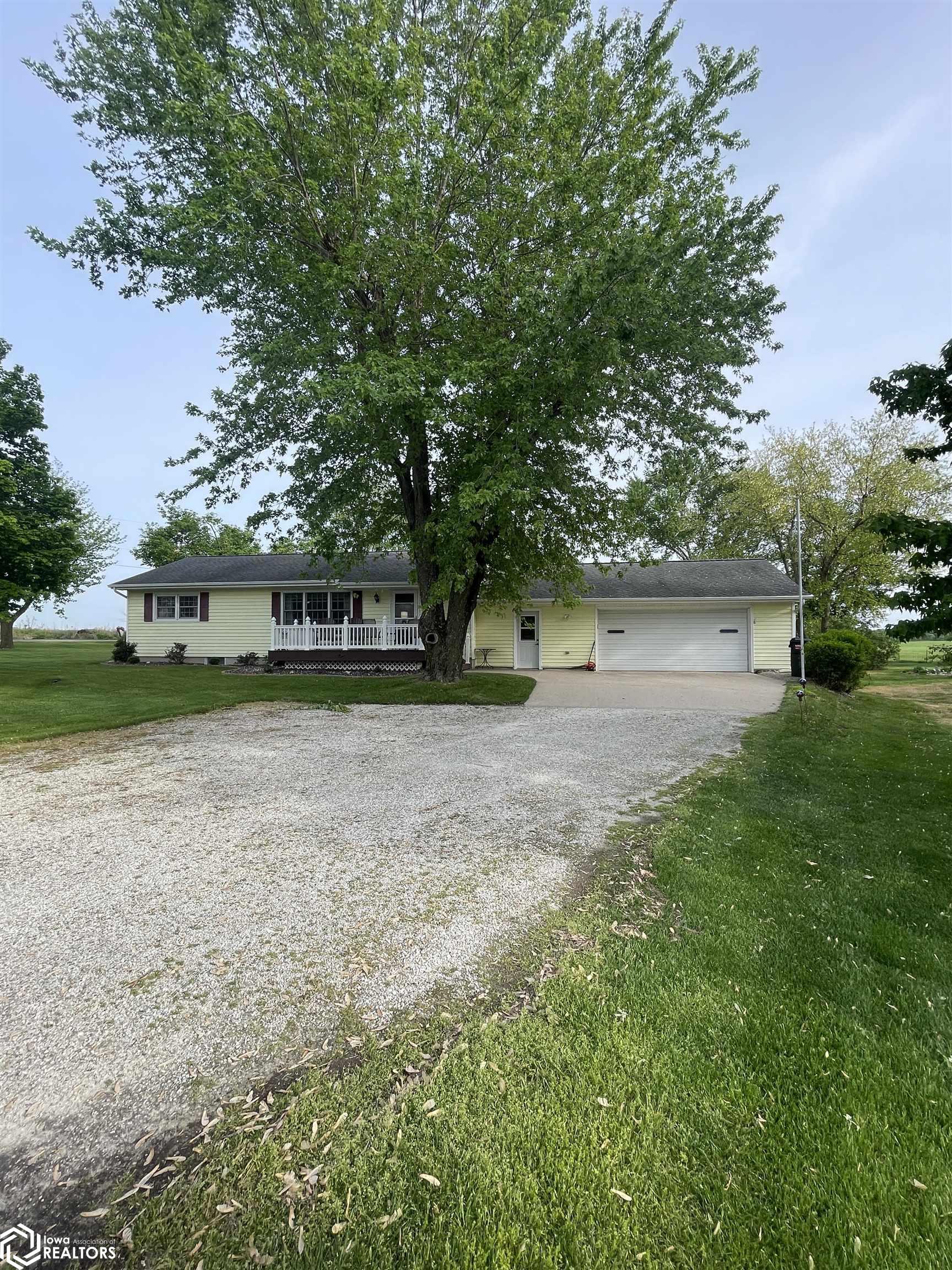 948 Rd 1245N, Gladstone, Illinois 61437, 2 Bedrooms Bedrooms, ,2 BathroomsBathrooms,Single Family,For Sale,Rd 1245N,6307710