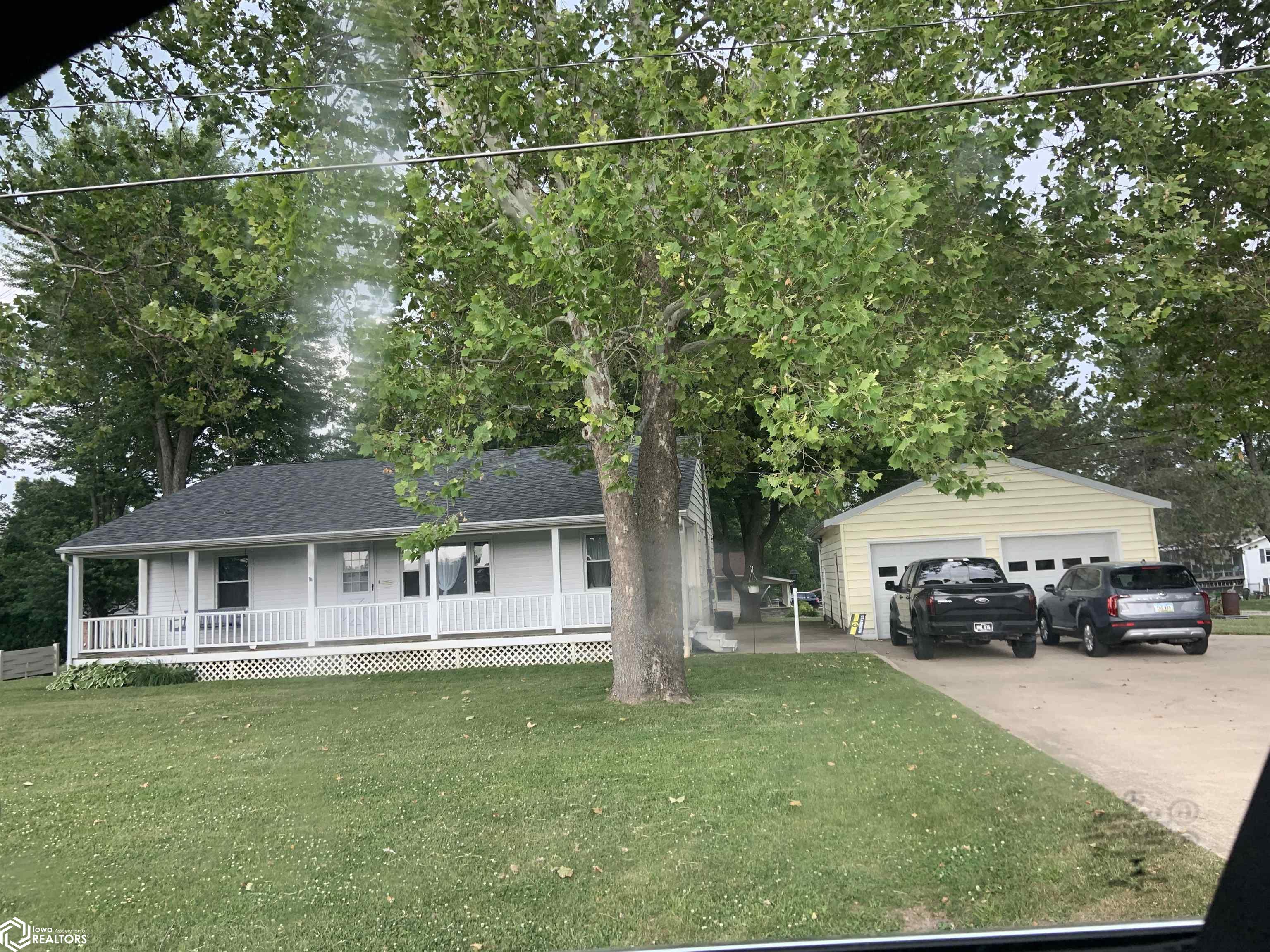 5468 Madison, Burlington, IA Ruhl&Ruhl