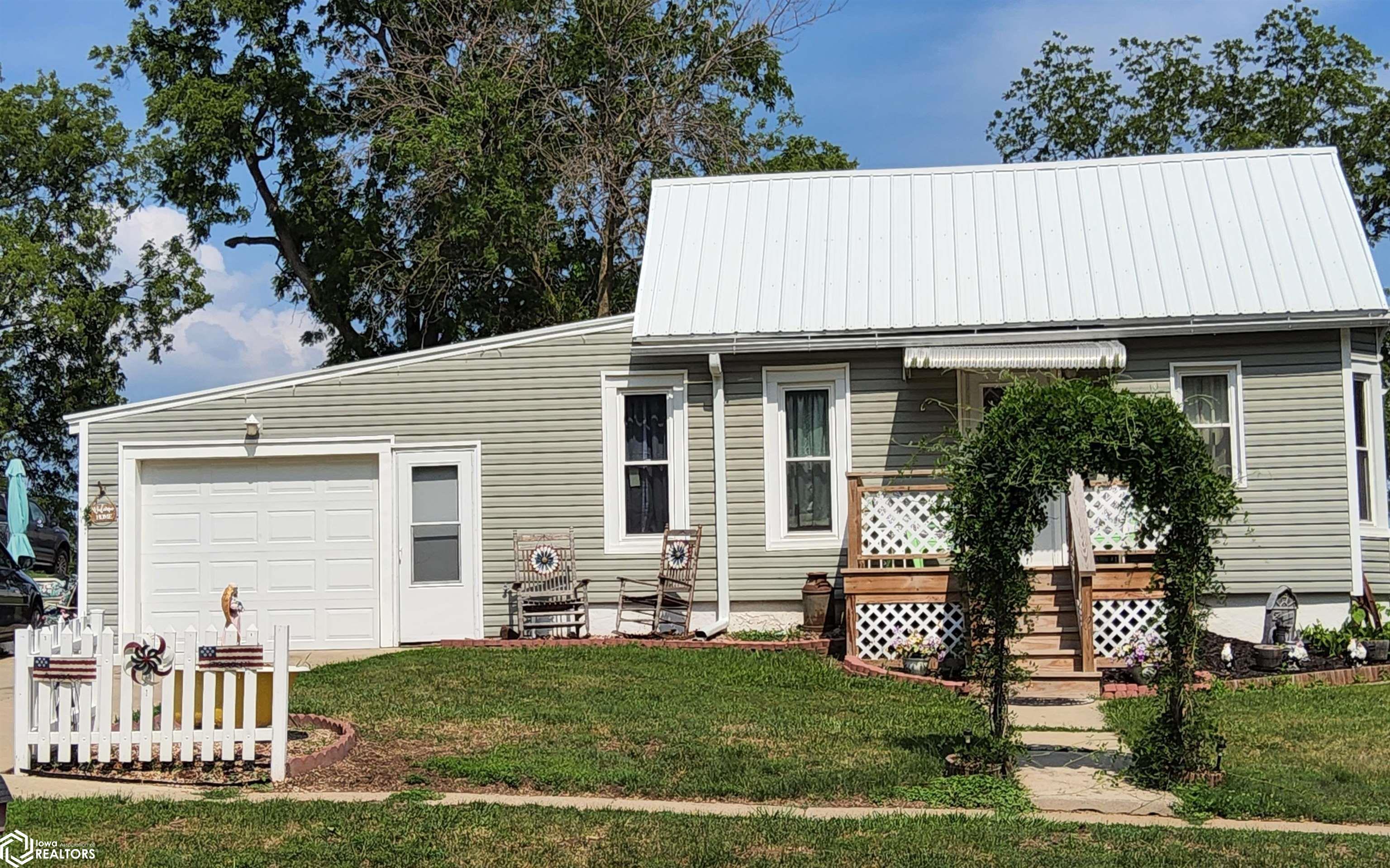 Homes For Sale in Harlan Iowa Osborn Realty