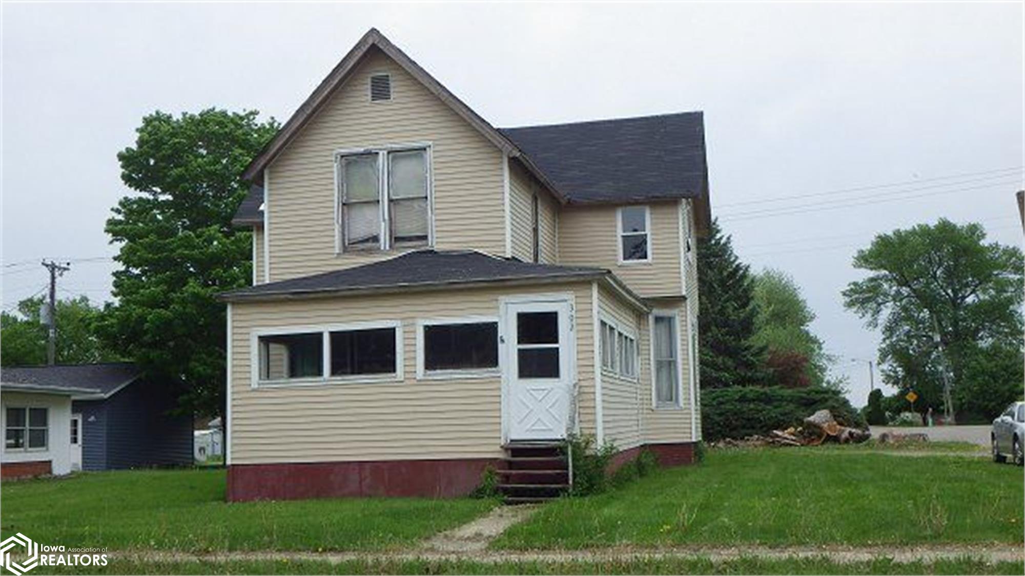 302 N Main Street, Olds, IA Ruhl&Ruhl