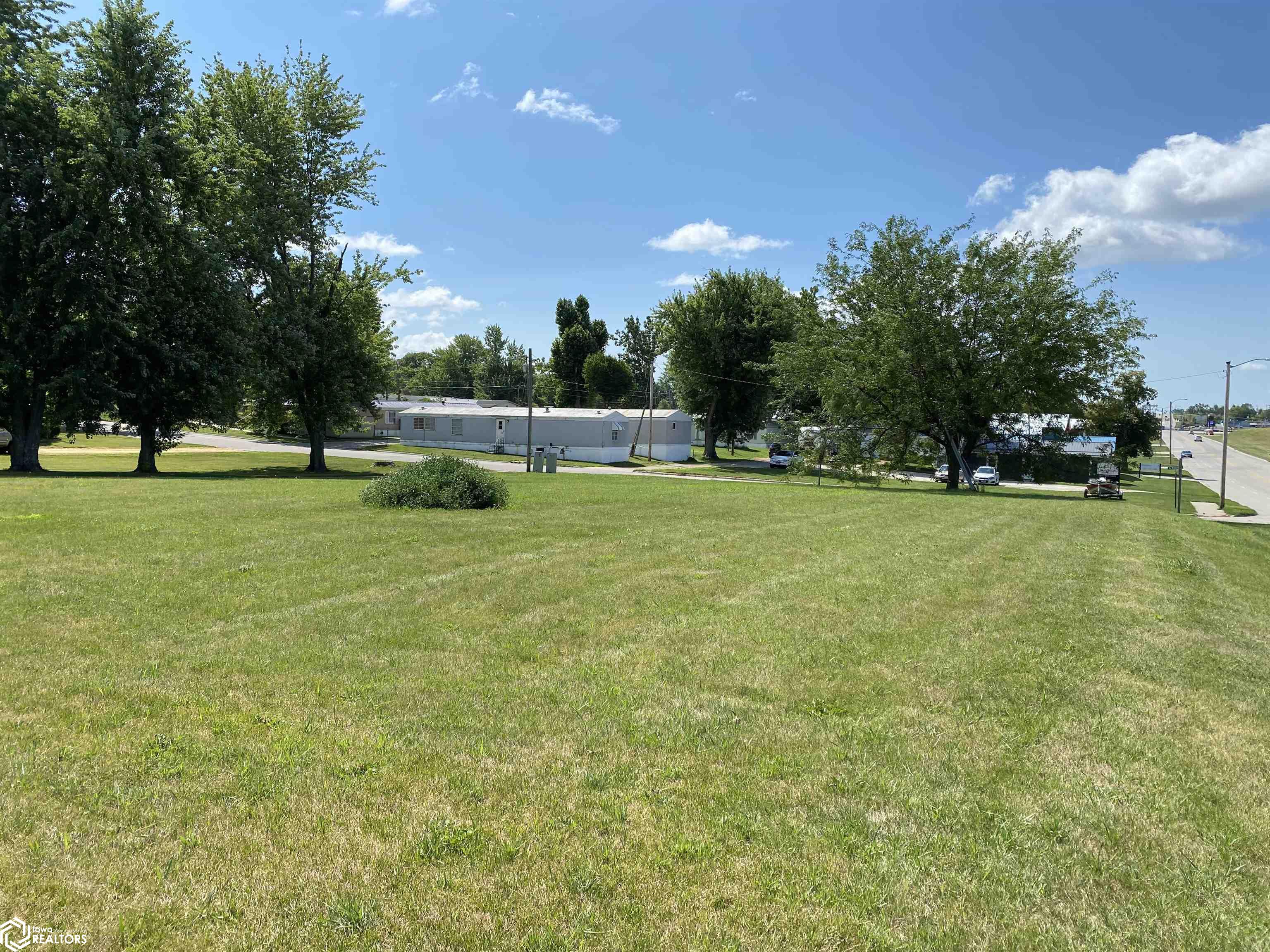 400 County, Toledo, Iowa 52342, ,Commercial (5+ Units),For Sale,County,6309826