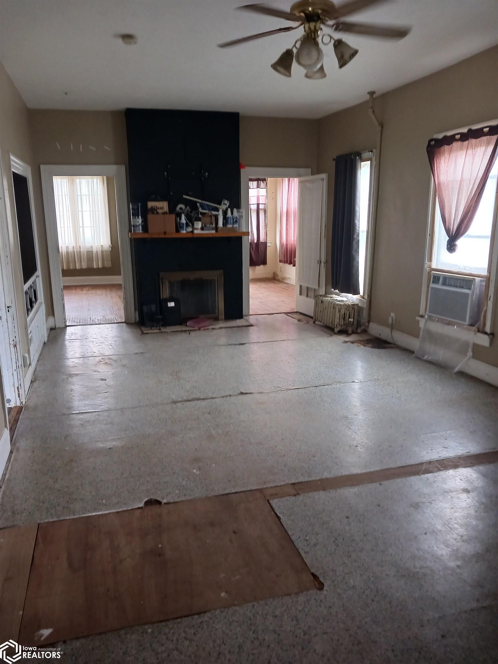 502 N Court, Ottumwa, Iowa image 11