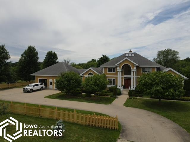 1105 Lakeview Drive, Fairfield, Iowa image 7