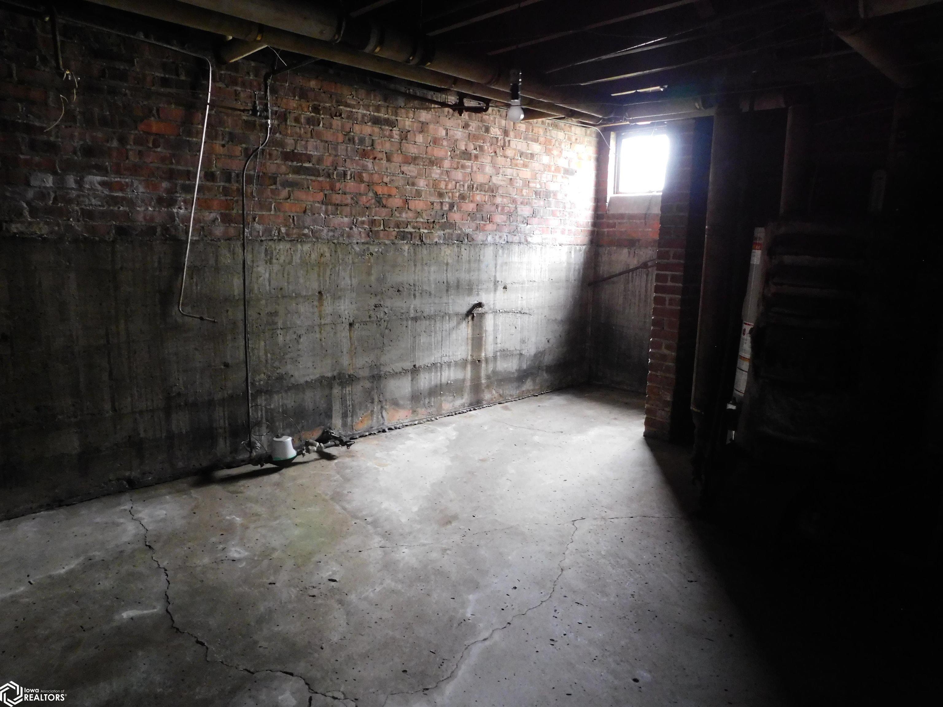 605 N Maple Street, Creston, Iowa image 34