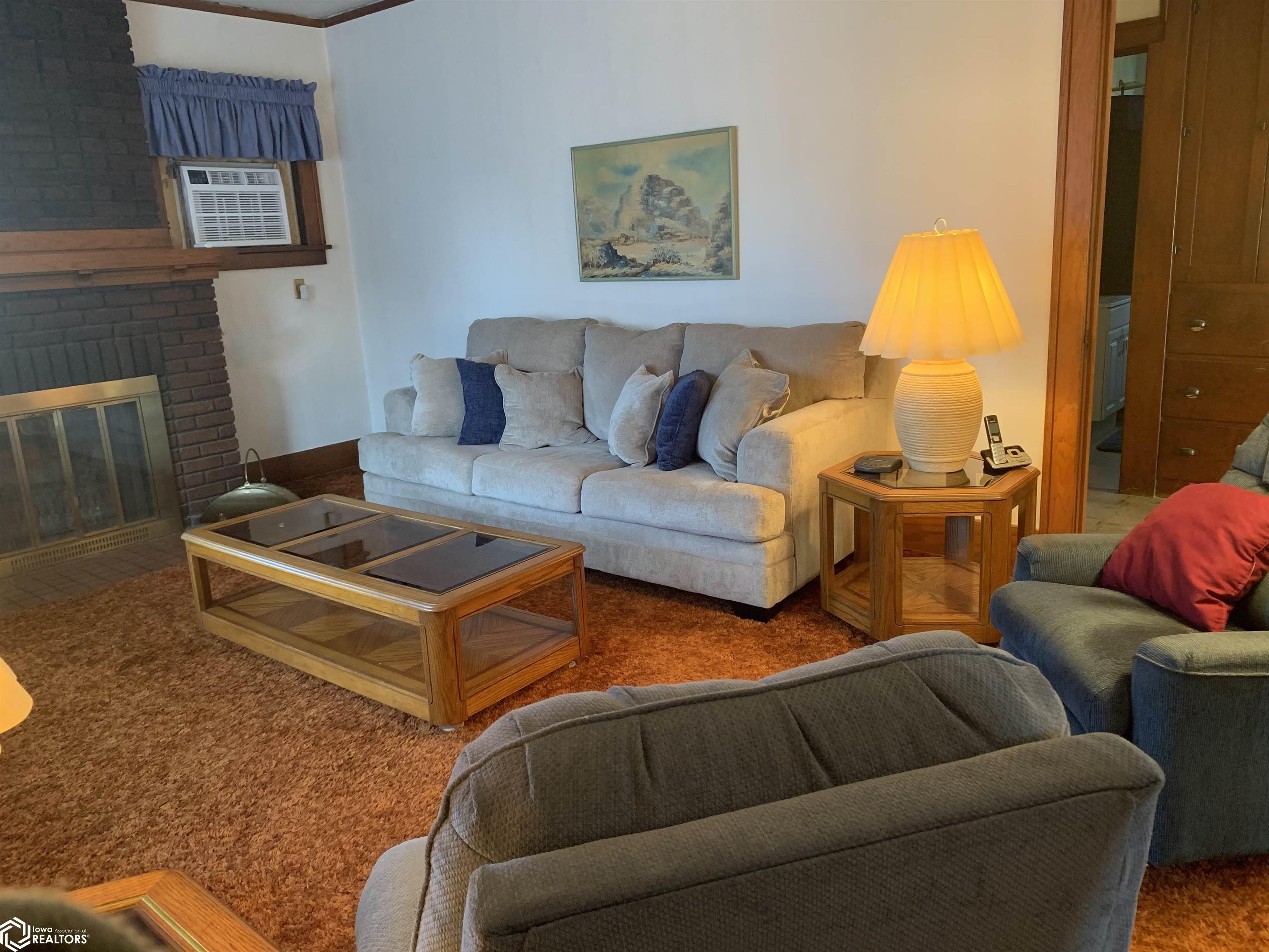 605 N Maple Street, Creston, Iowa image 6