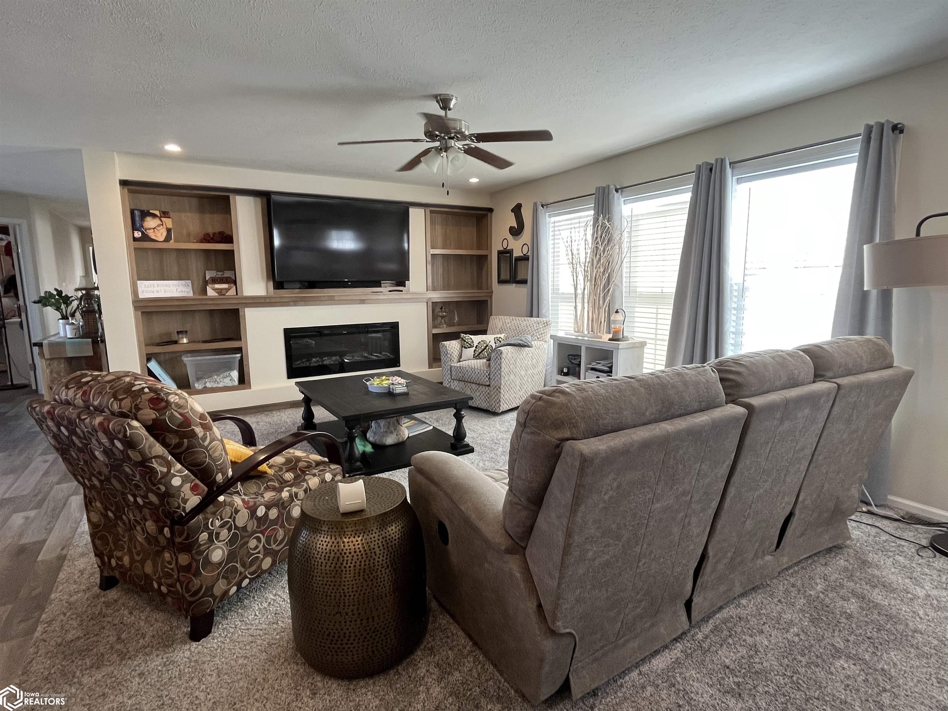 112 Arrowhead Road, Melrose, Iowa image 3