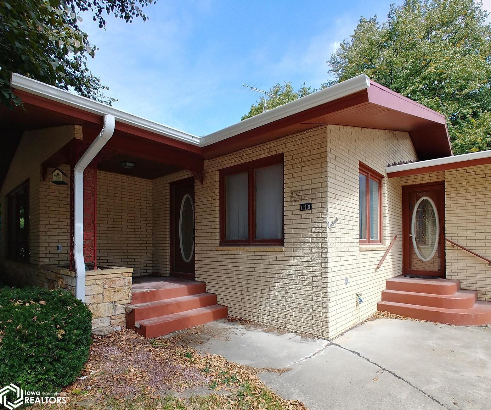 116 NW 1st St, Gilmore City, Iowa image 2