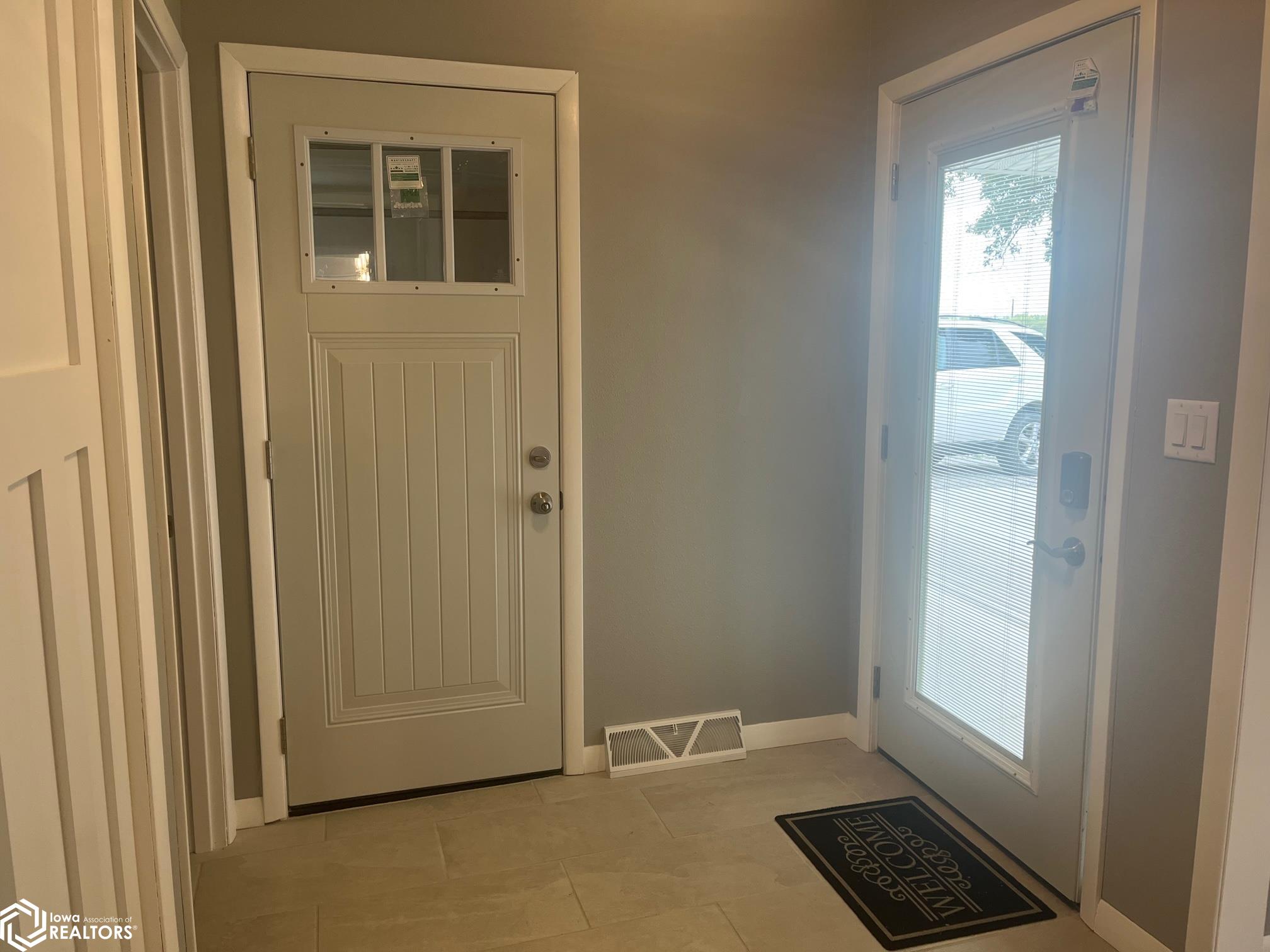 182 Warbler Avenue, Ackley, Iowa image 3