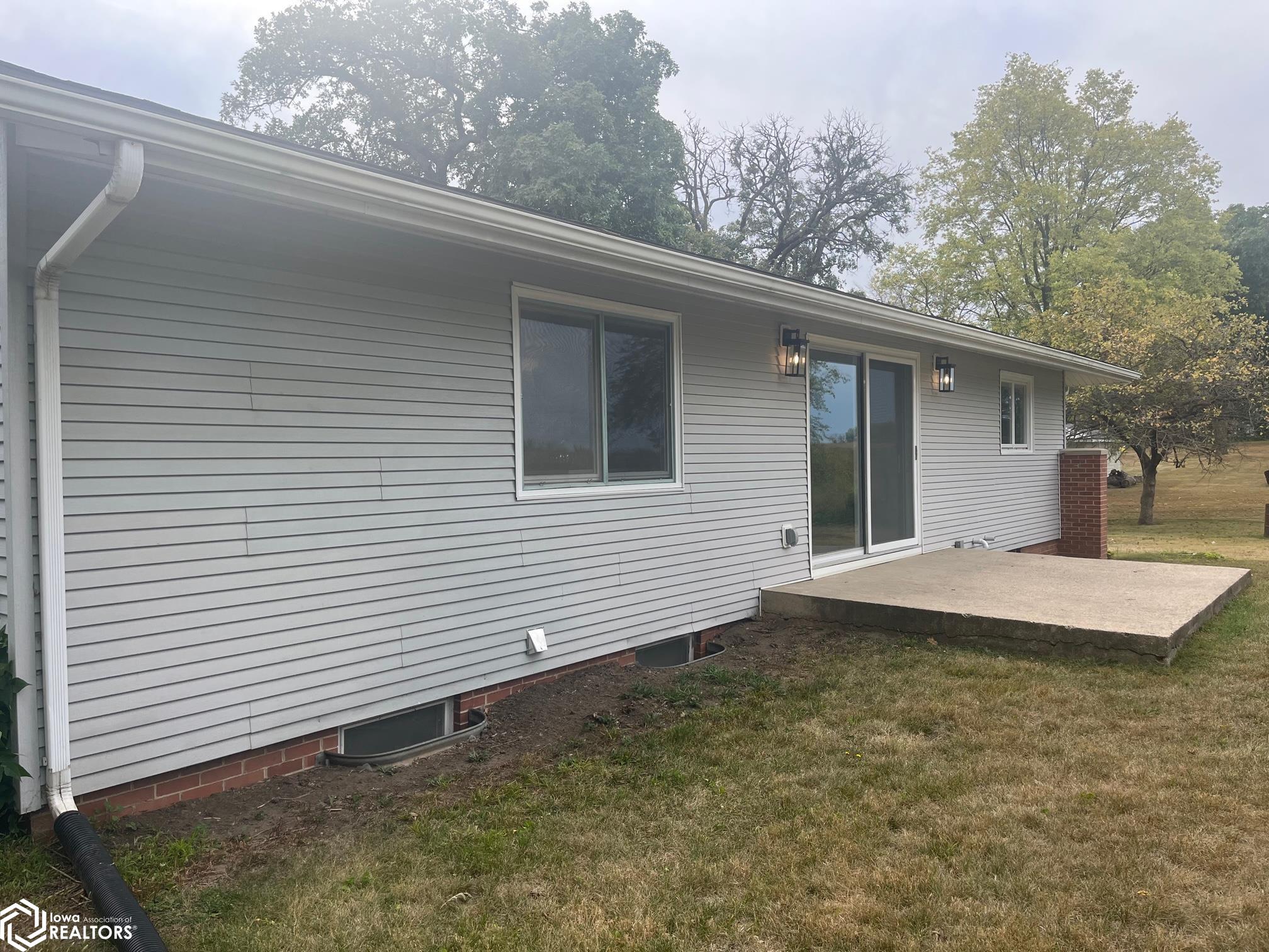 182 Warbler Avenue, Ackley, Iowa image 32