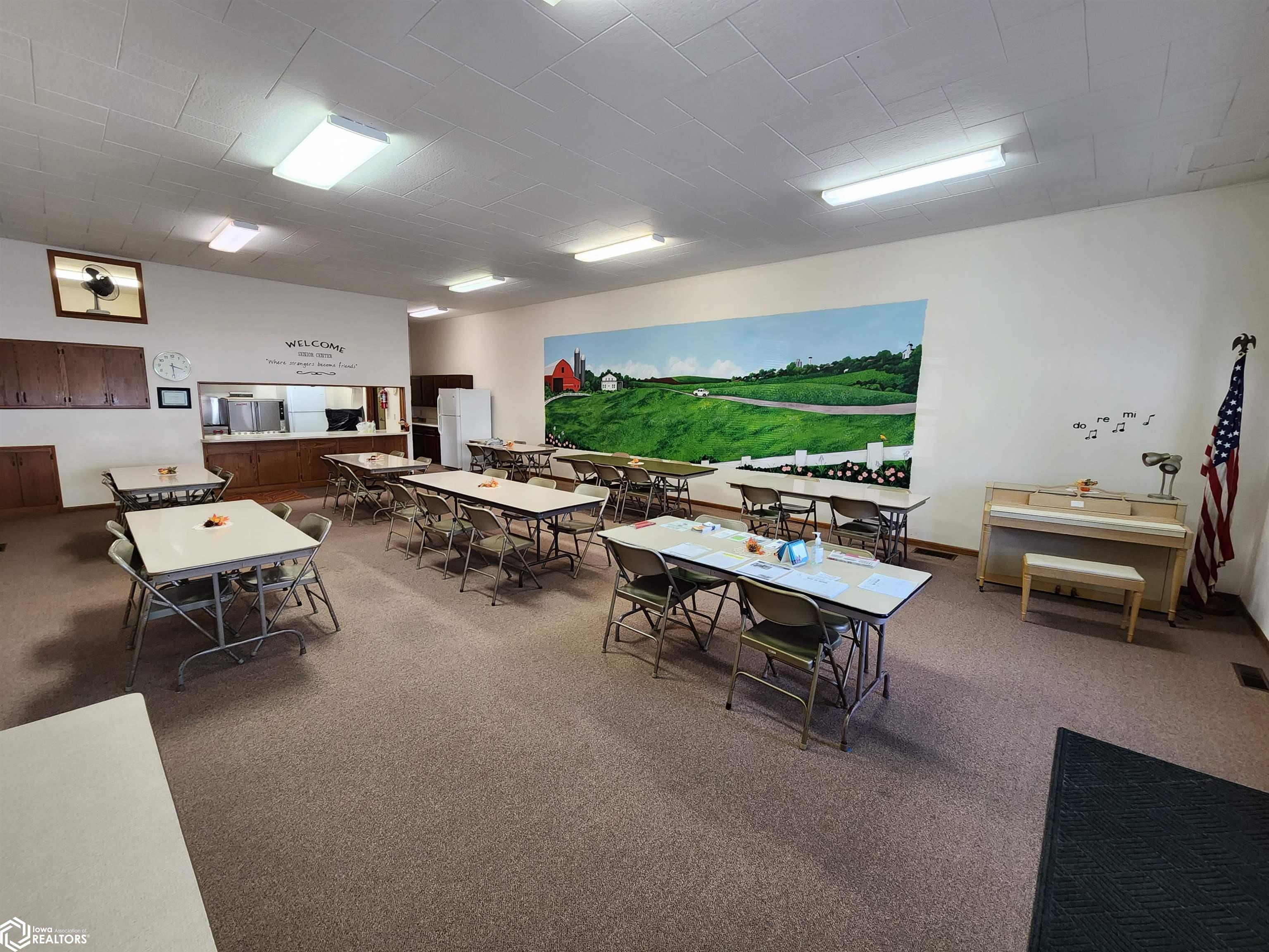 Farm & Home Services Serving Algona Since 1920