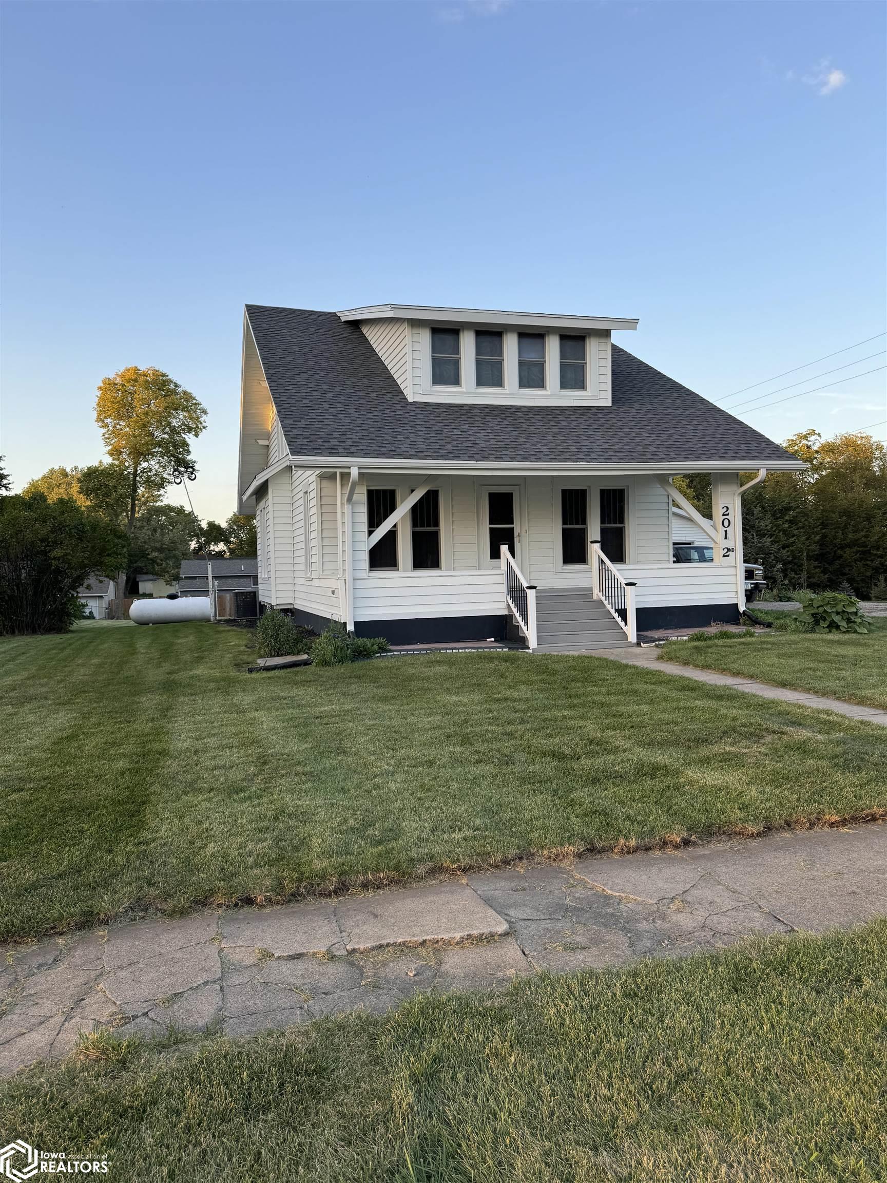 201 2Nd Street, Murray, Iowa 50174, 3 Bedrooms Bedrooms, ,1 BathroomBathrooms,Single Family,For Sale,2Nd,6311822