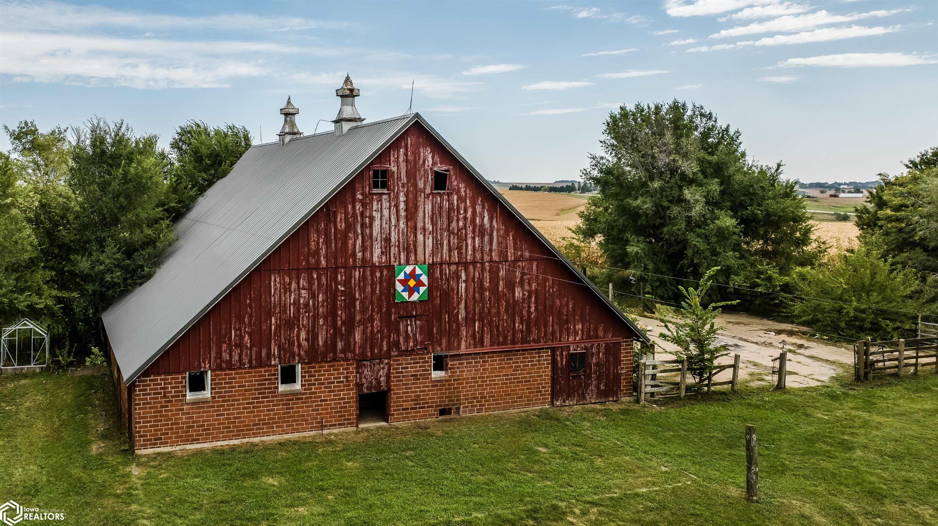 2566 Yellowwood Road, Kimballton, Iowa image 3