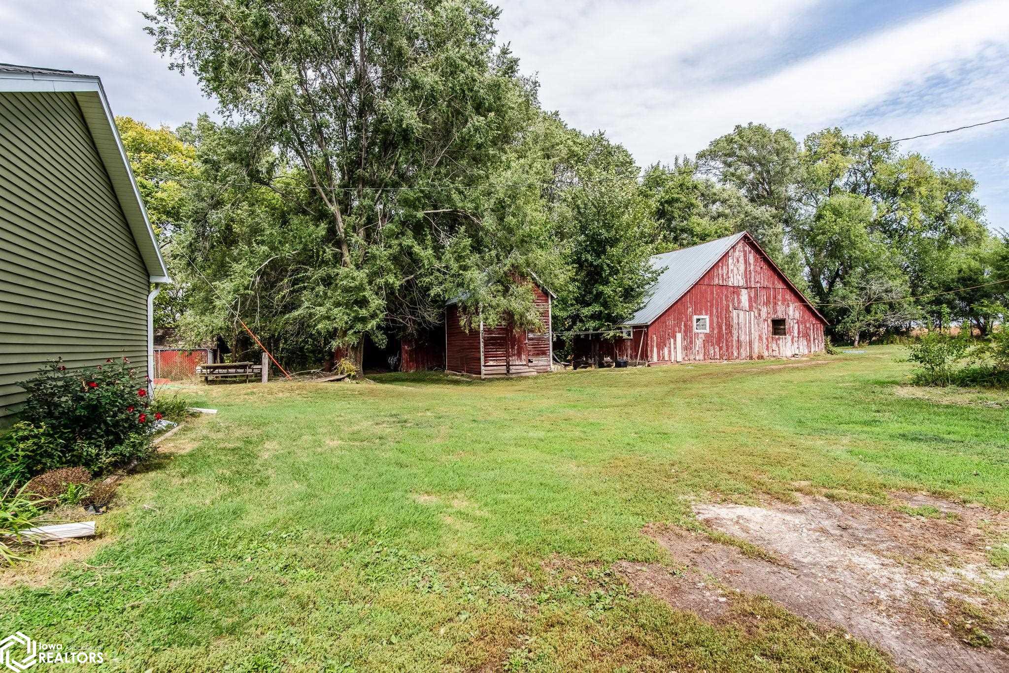 2566 Yellowwood Road, Kimballton, Iowa image 27