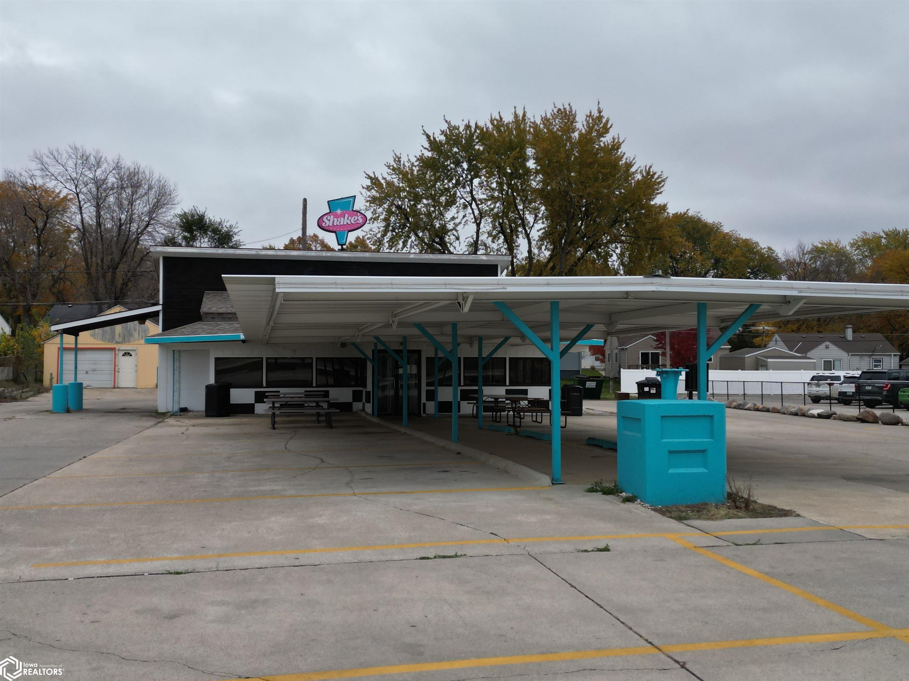 1302 Us Highway 71, Carroll, Iowa 51401, ,Commercial (5+ Units),For Sale Or Lease,Us Highway 71,6312632
