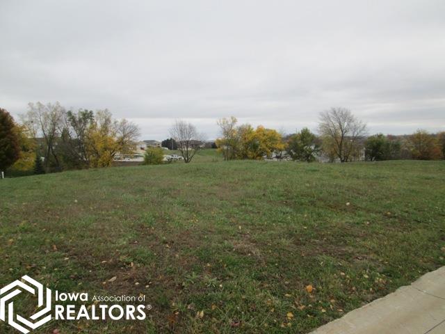 2004 Southern View Drive, Atlantic, Iowa image 4