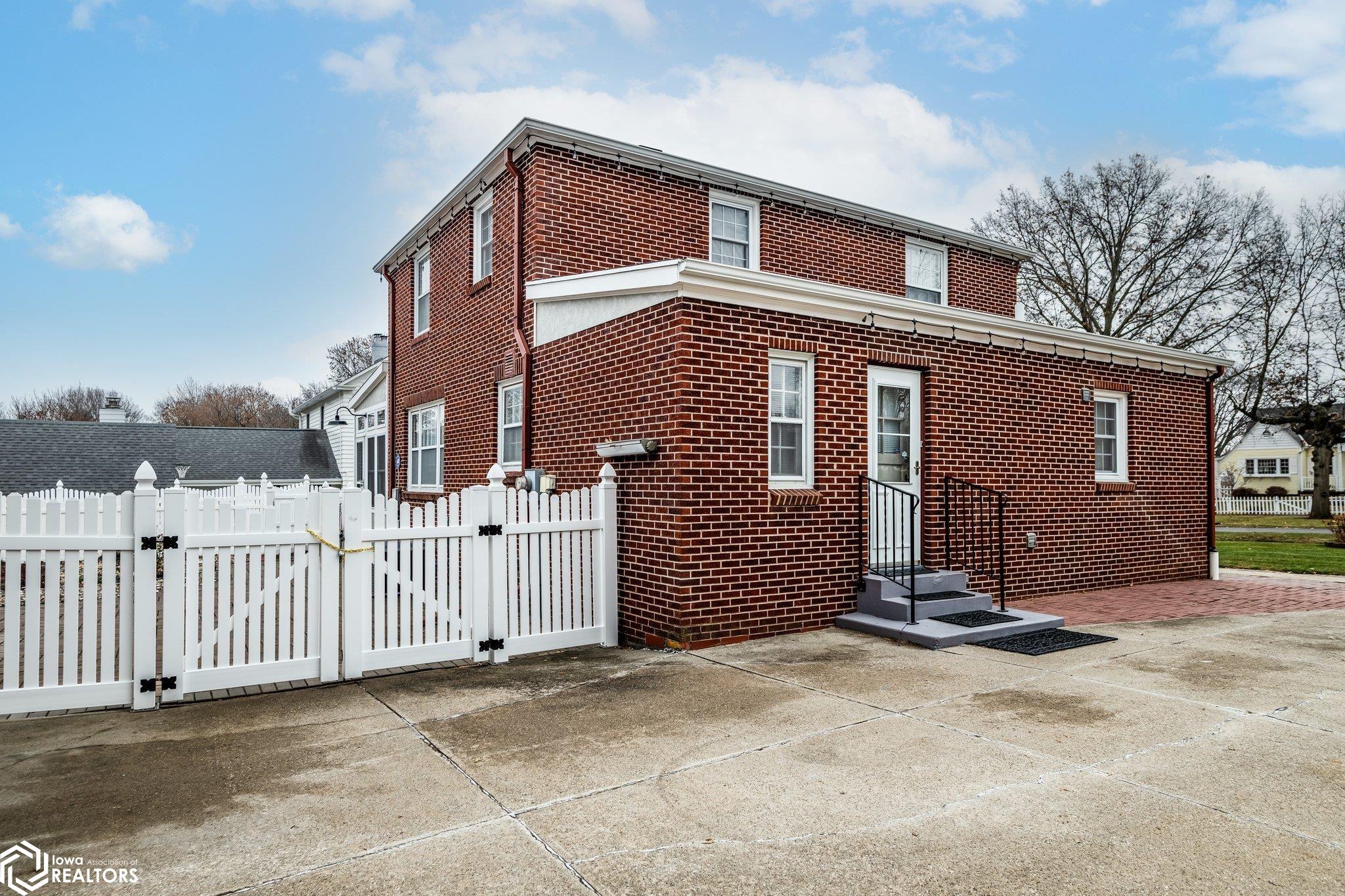 1312 College Boulevard, Harlan, Iowa image 4