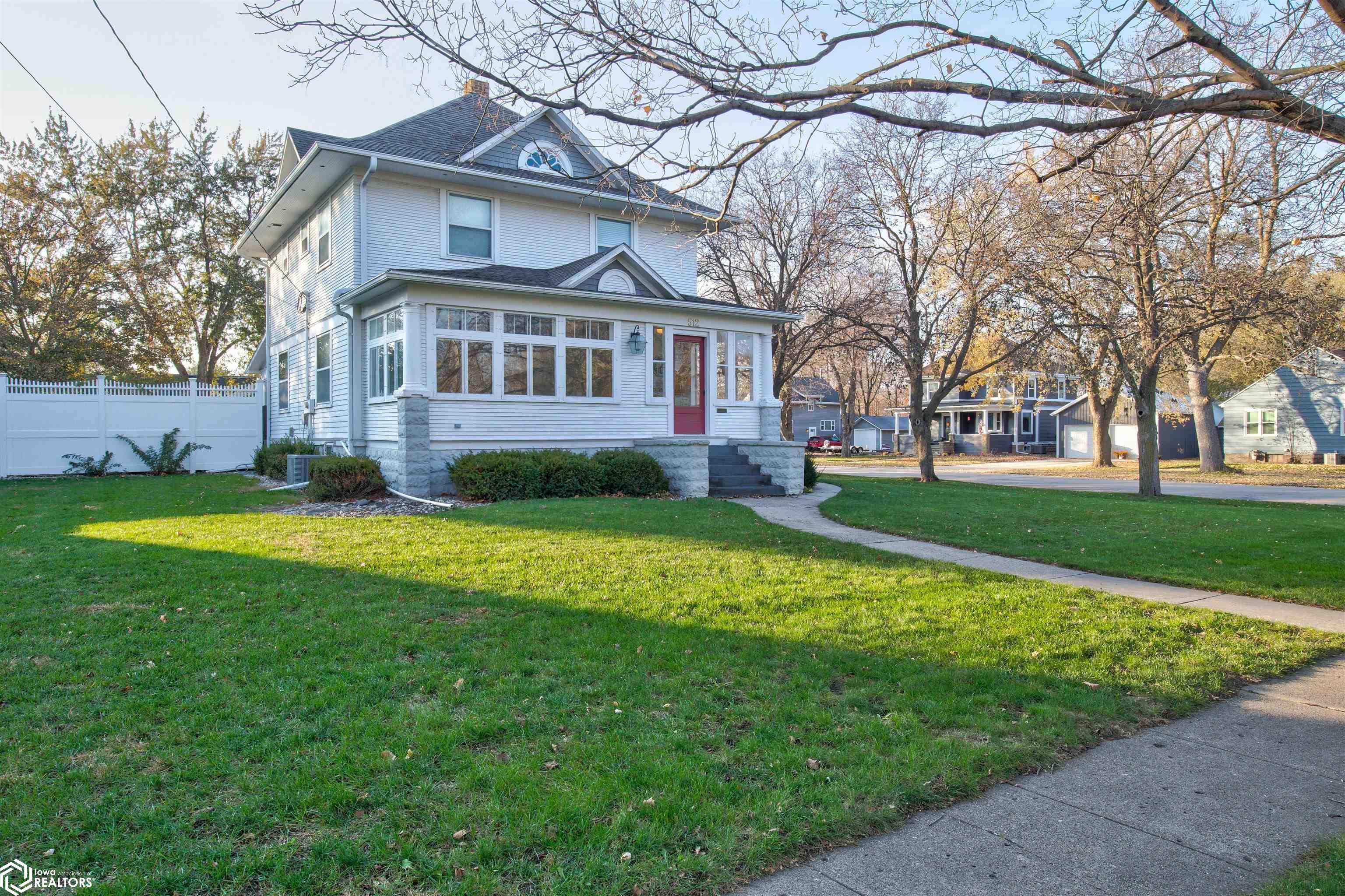 512 Taft Street, Humboldt, Iowa image 1