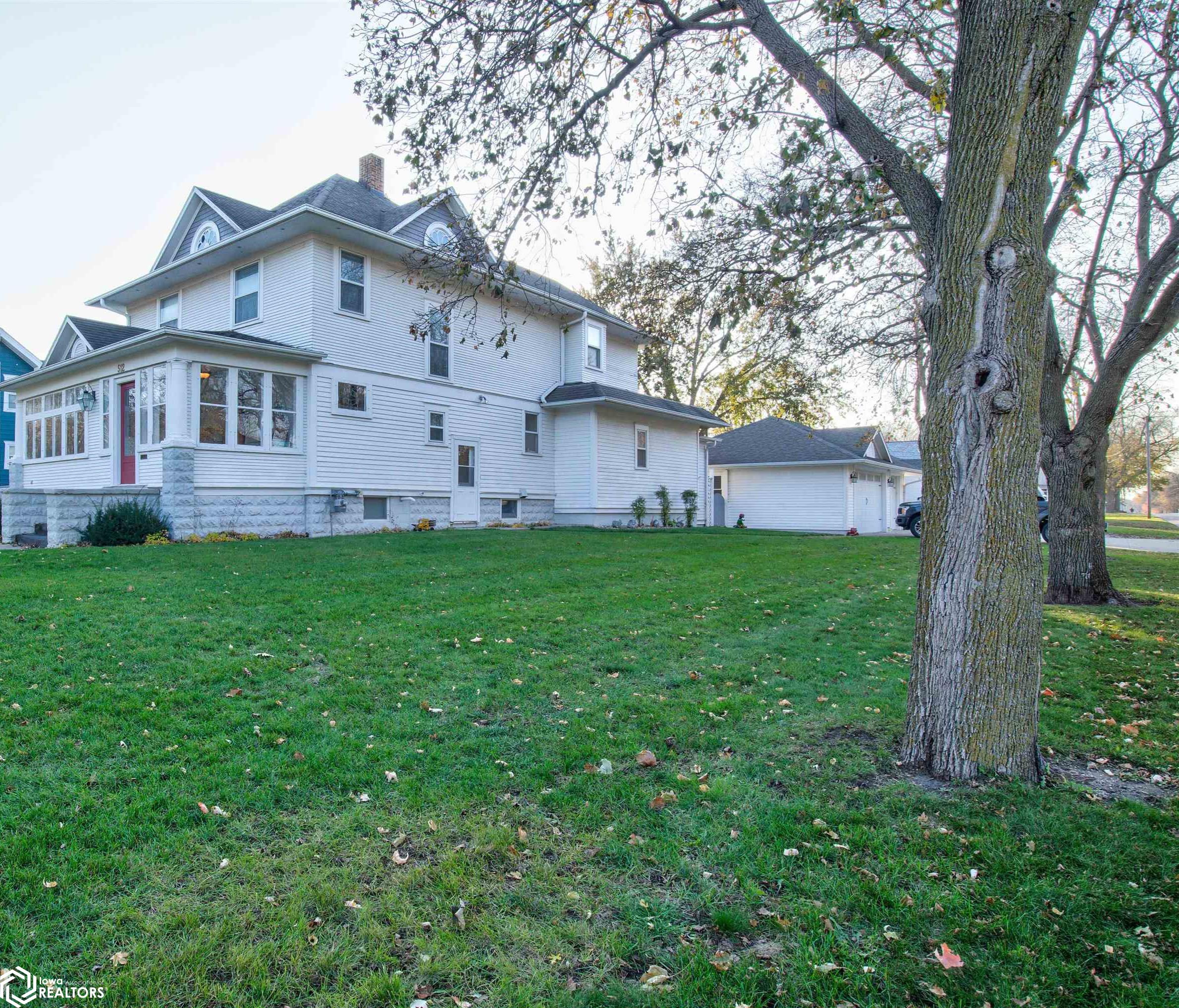 512 Taft Street, Humboldt, Iowa image 2