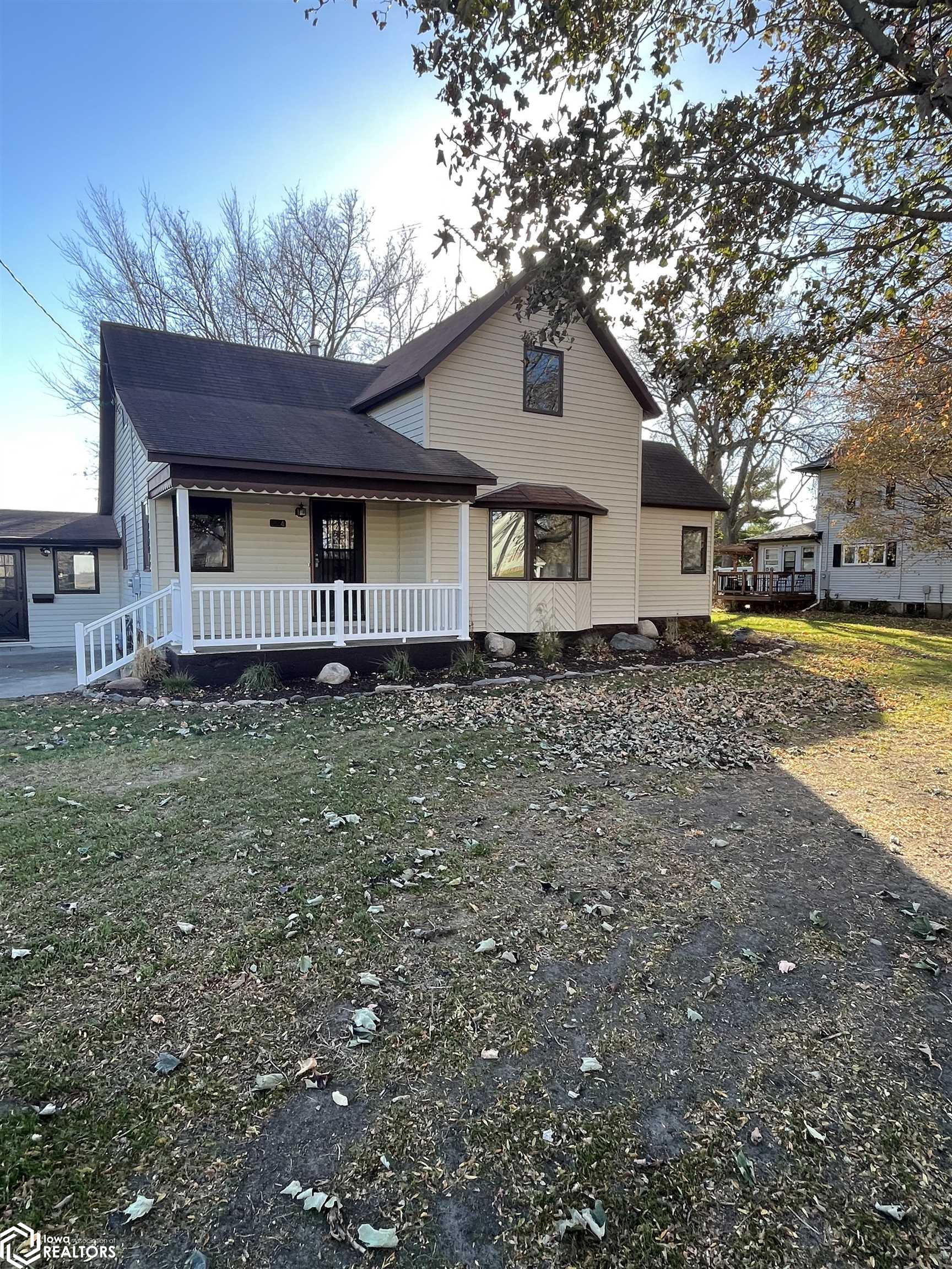 224 Ash, Hubbard, Iowa image 1