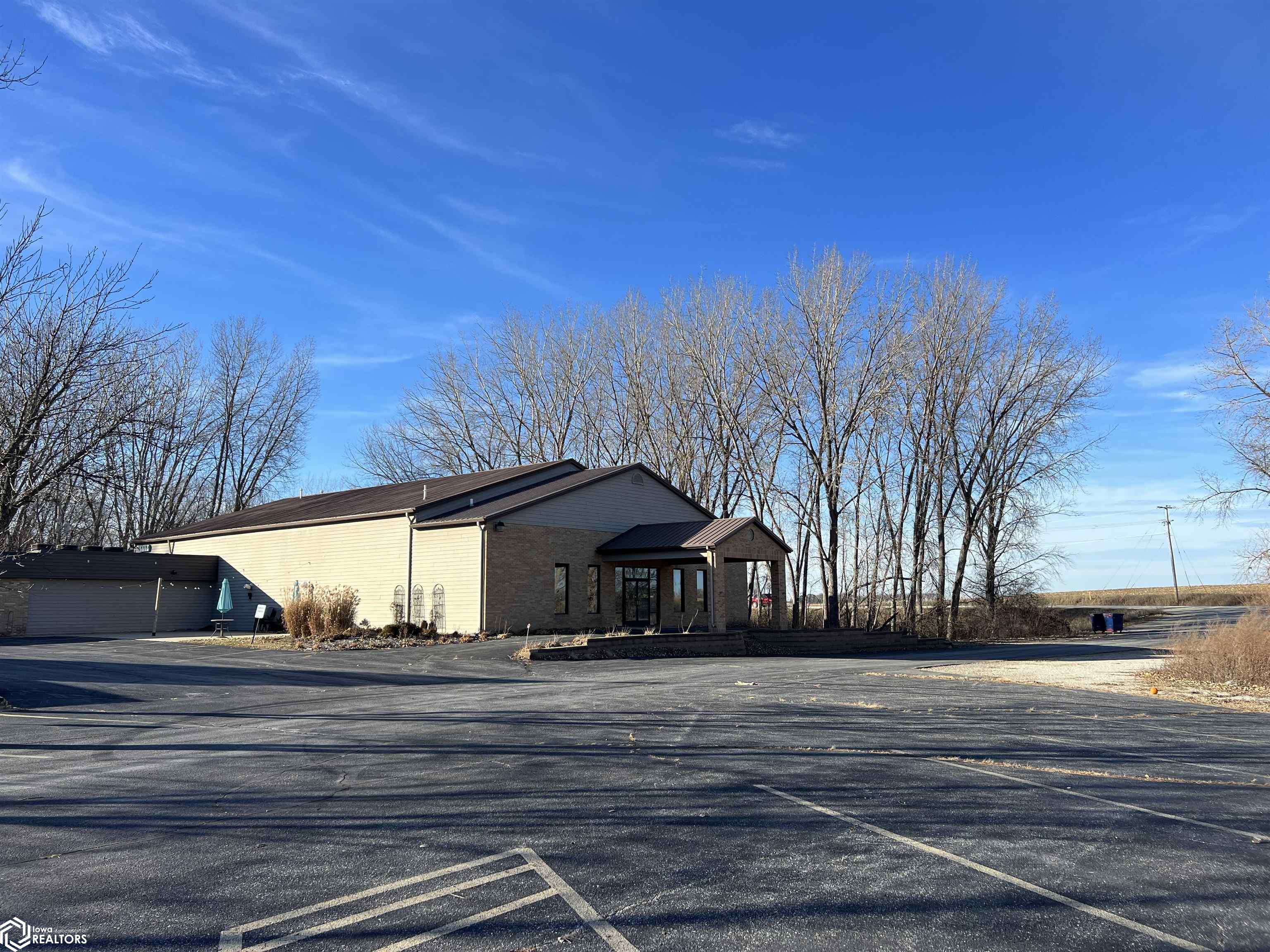 2810 HWY 18, Clear Lake, Iowa 50428, ,Commercial (5+ Units),For Sale,HWY 18,6313287